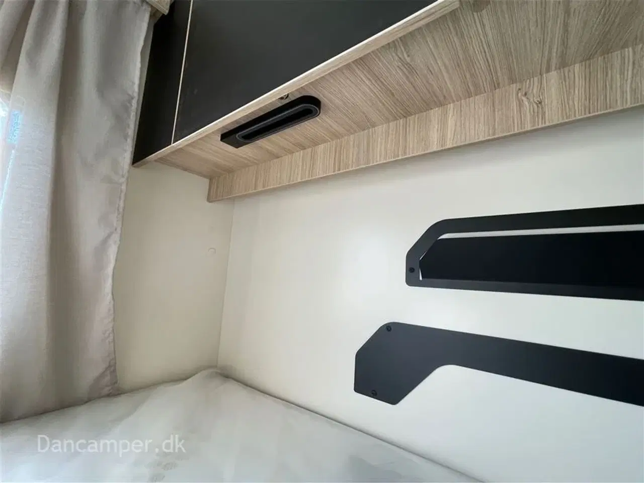 Billede 22 - 2026 - Chausson Fuldintegreret Chausson 7057 Titanium Line, 180 Hk og 8 trins automatgear, 4,4T heavy chassis