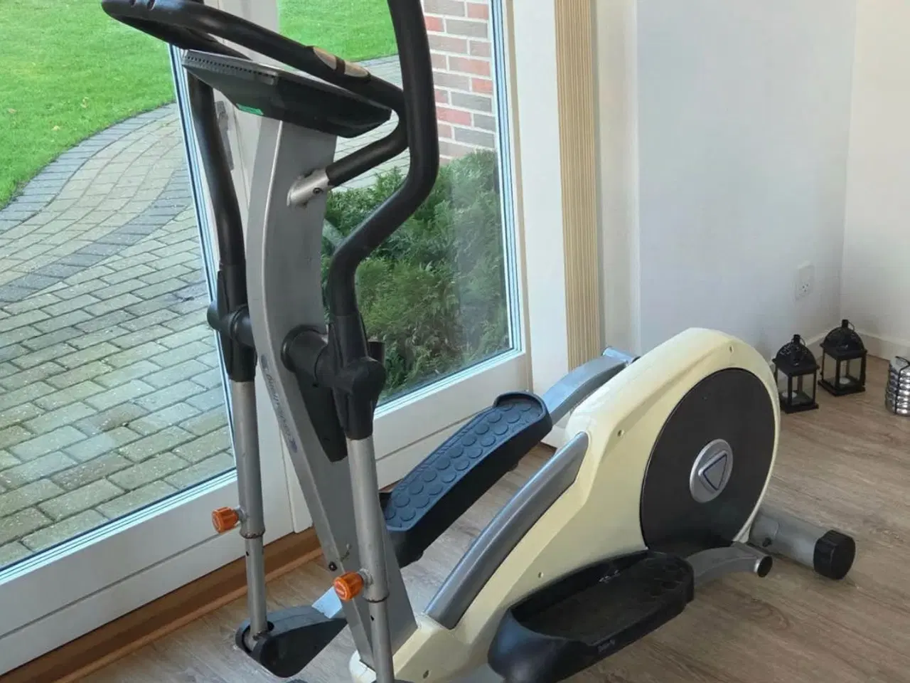 Billede 1 -  God Crosstrainer  CardioStrong EX40