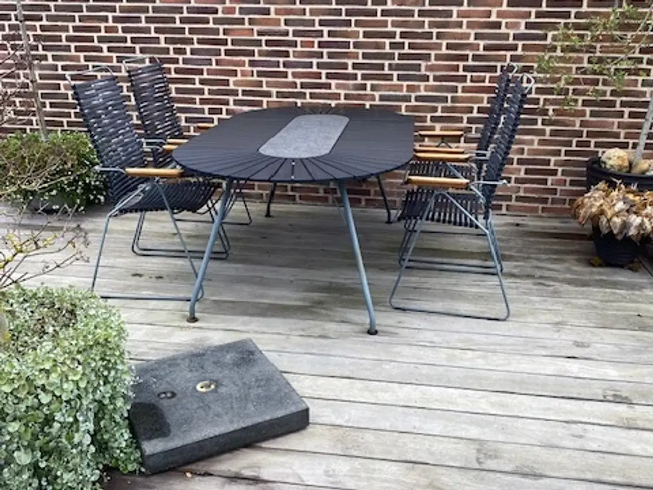 Billede 1 - Elipse havebord + 4stk. Click positionsstole