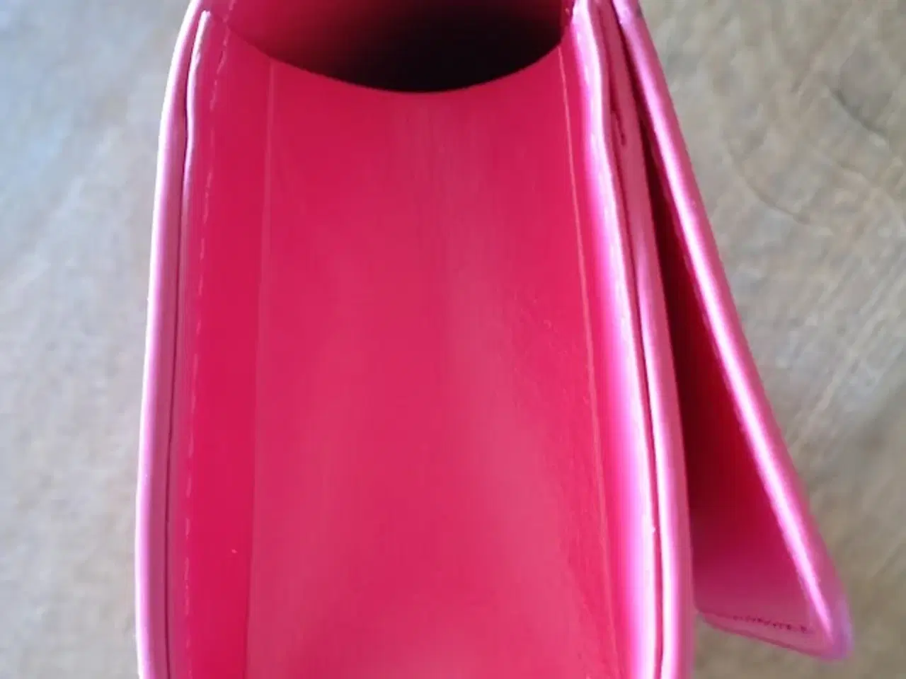 Billede 4 - PINK CLUTCH - lille  og meget RETRO