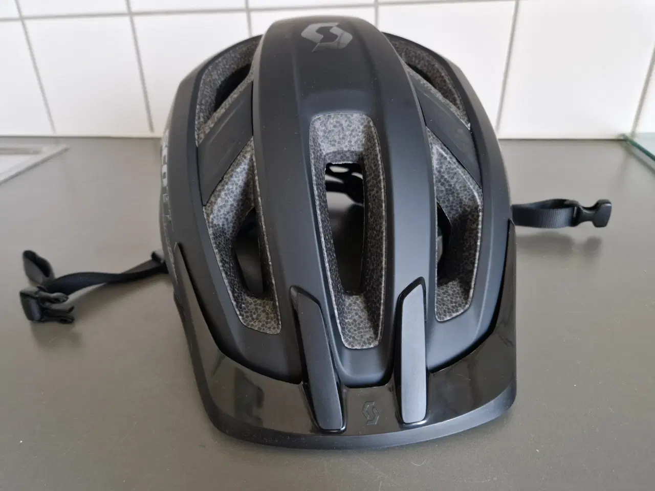 Billede 1 - SCOTT Groove Plus MIPS cykelhjelm mat sort