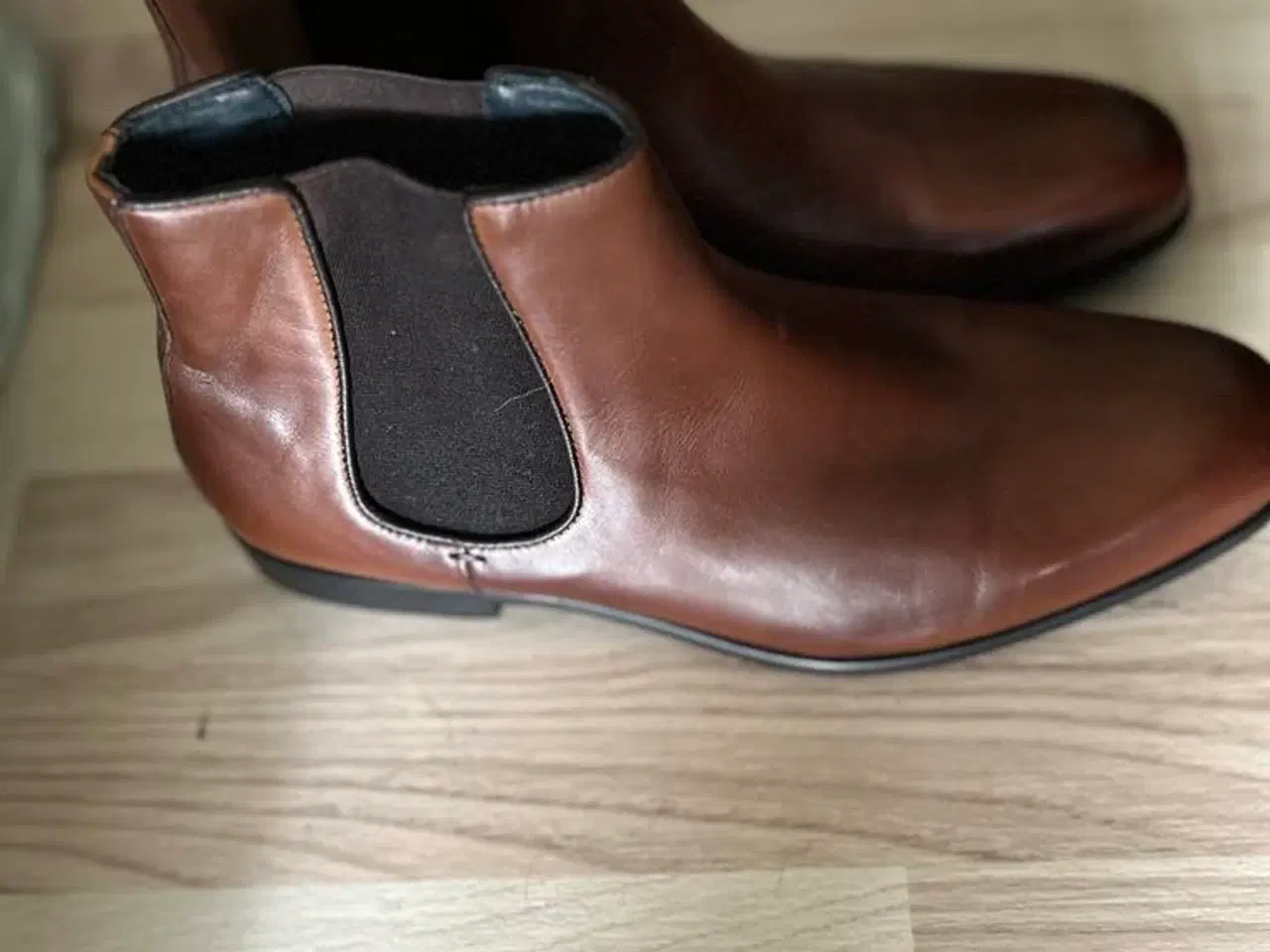 Billede 4 - Ubrugte TGA Bertoni lædersko – str. 42 – Tan