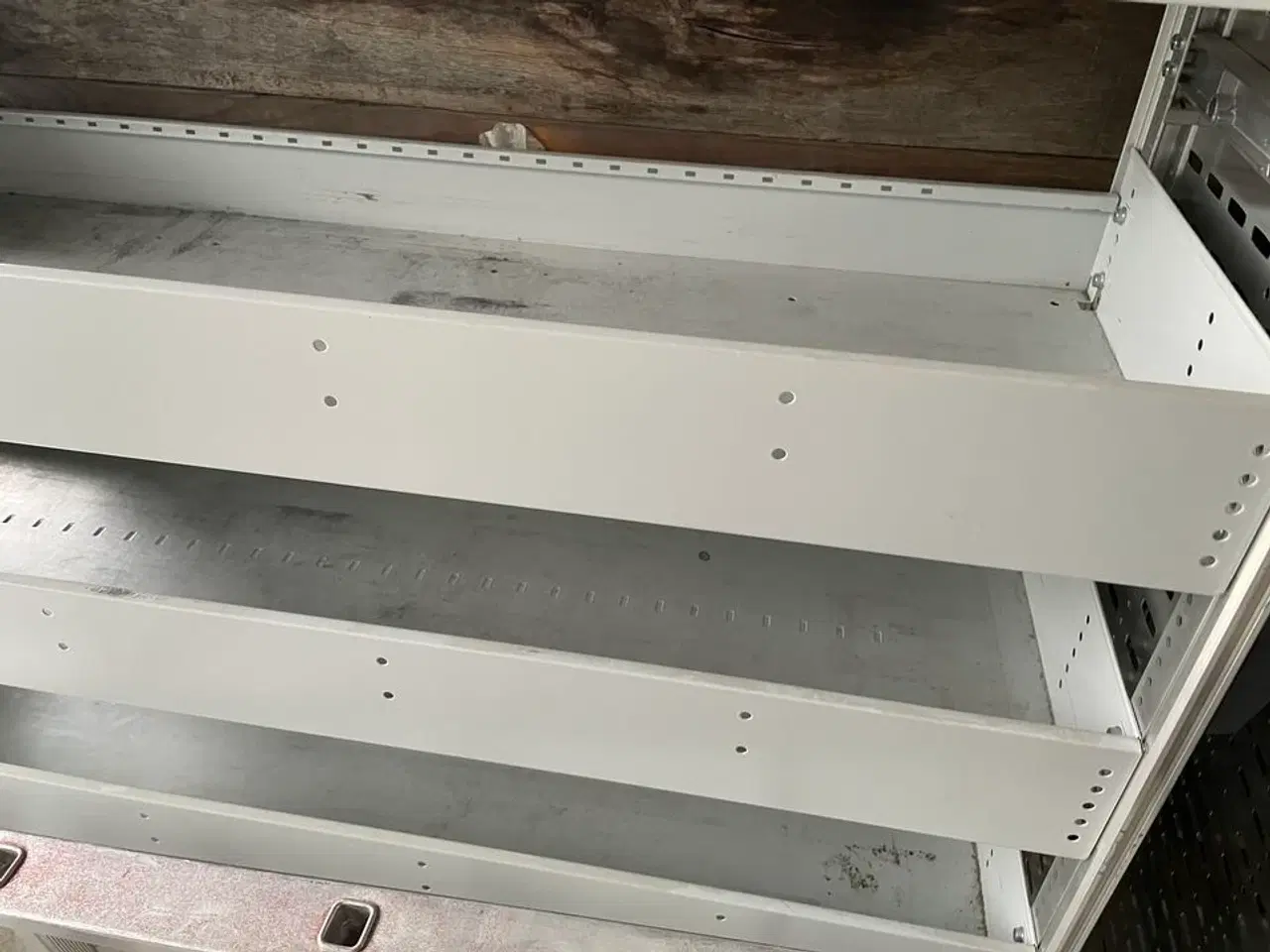 Billede 3 - Varerumsreol