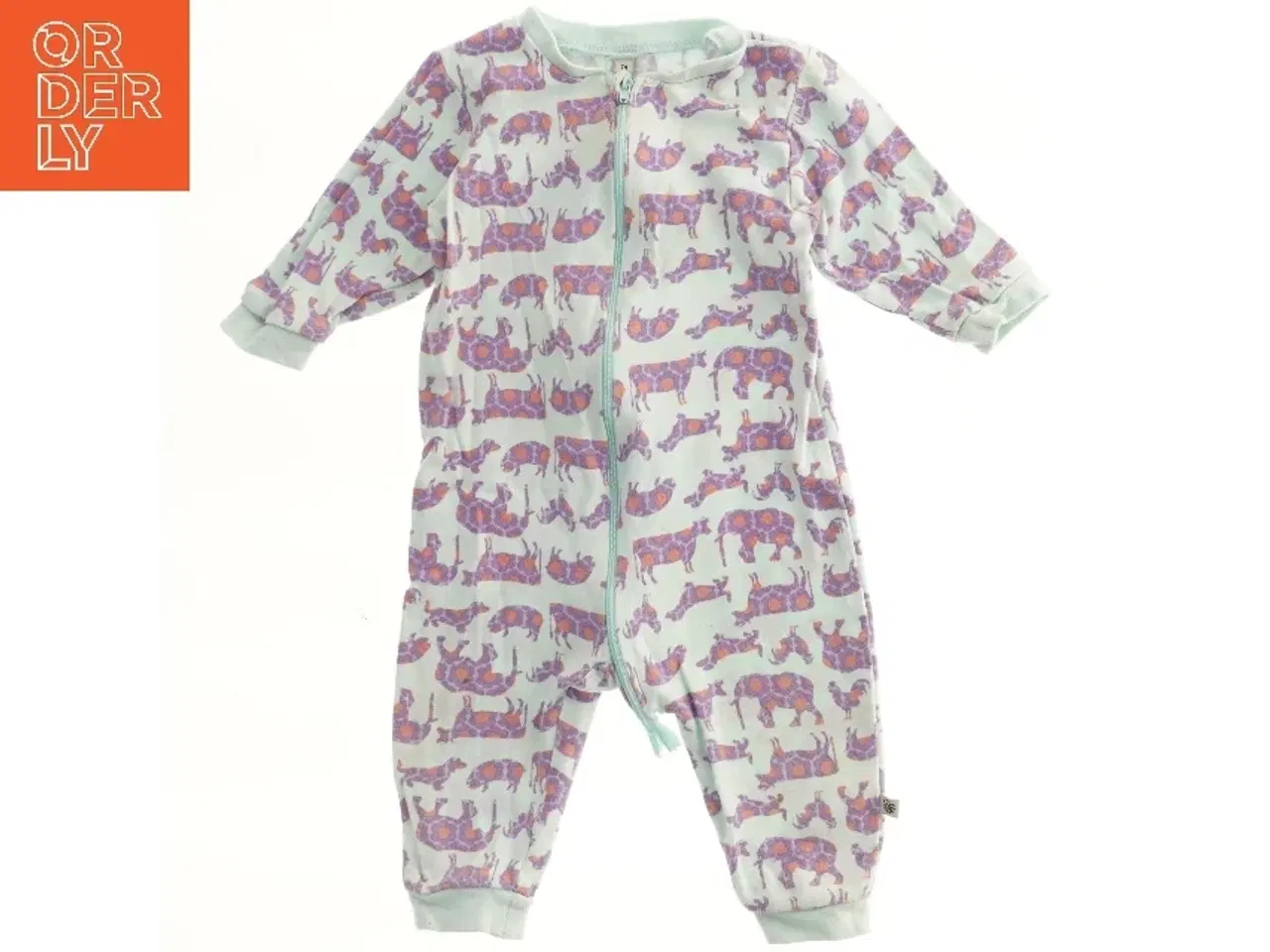 Billede 2 - Børneheldragt med dyremønster (str. 74)