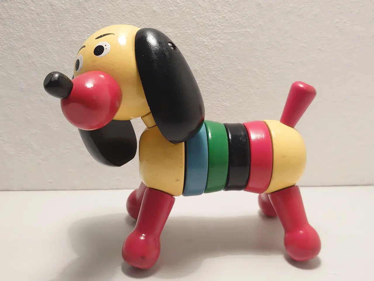 Billede 1 - Vintage Puck Brio træhund med 4 ringe.