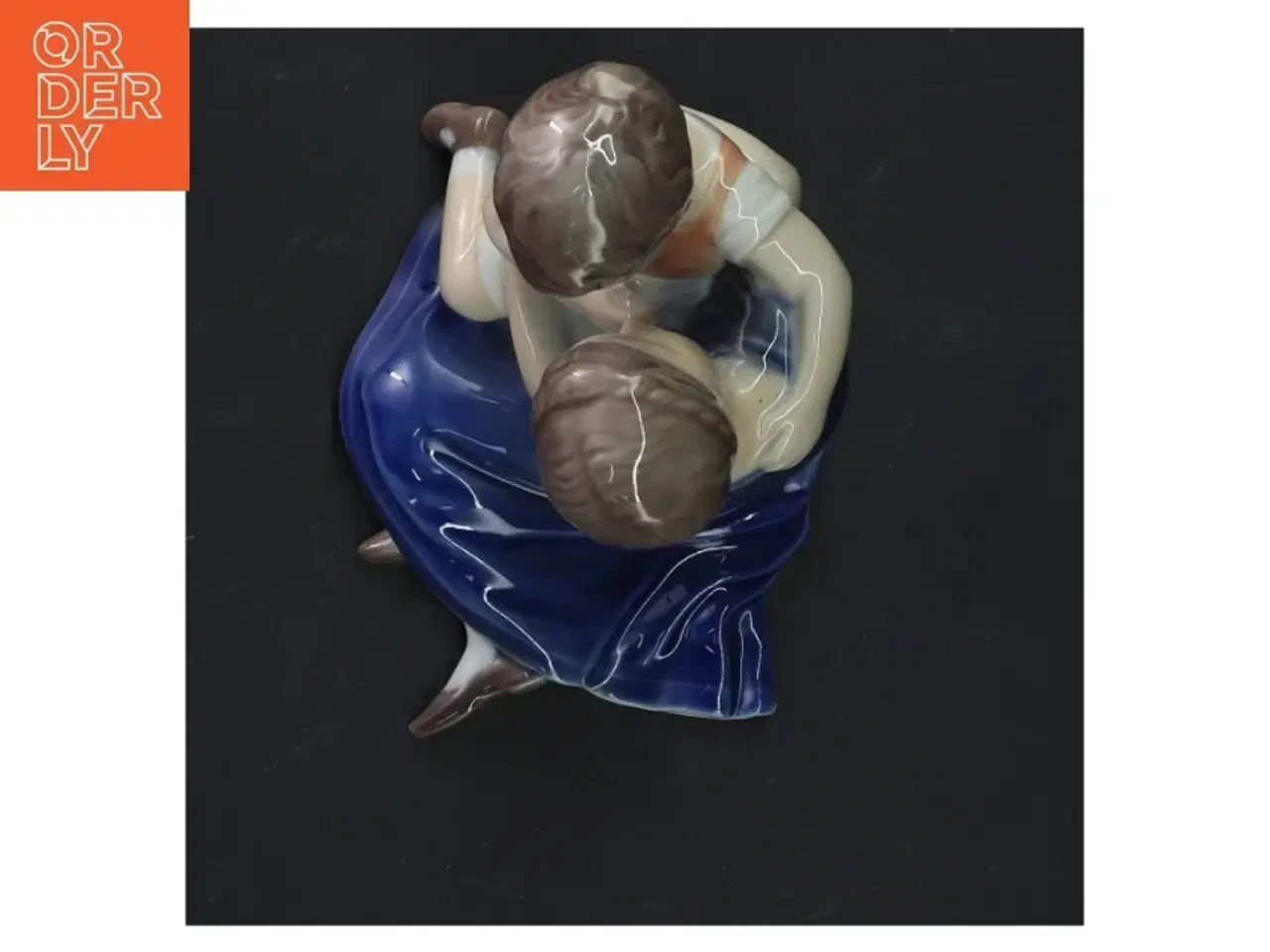 Billede 3 - Porcelænsfigur af mor og barn fra B&G (str.  12x12 cm)