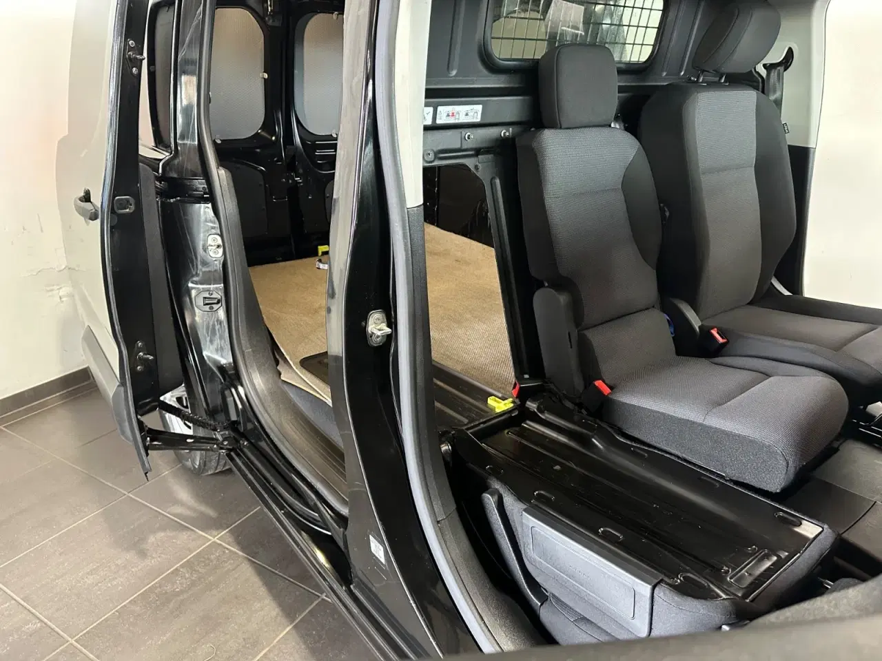 Billede 14 - Peugeot Partner 1,5 BlueHDi 130 L1V1 Plus EAT8 Van