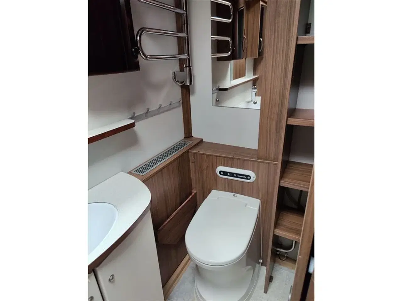 Billede 13 - 2017 - Polar Svit 680 TR TDS   Lækker Polar vintervogn fra Hinshøj Caravan