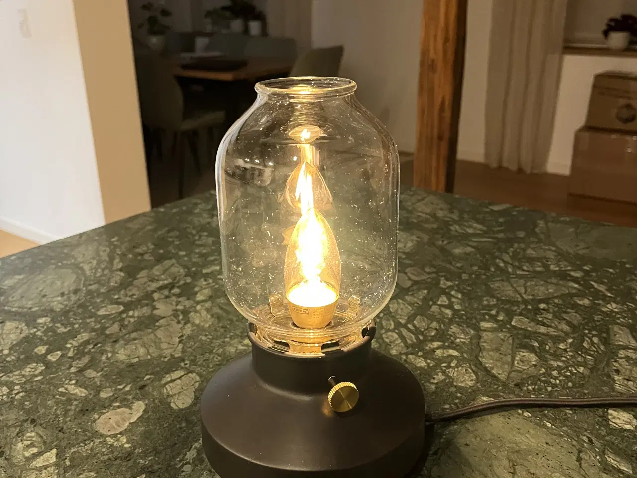 Billede 3 - Ikea bordlampe