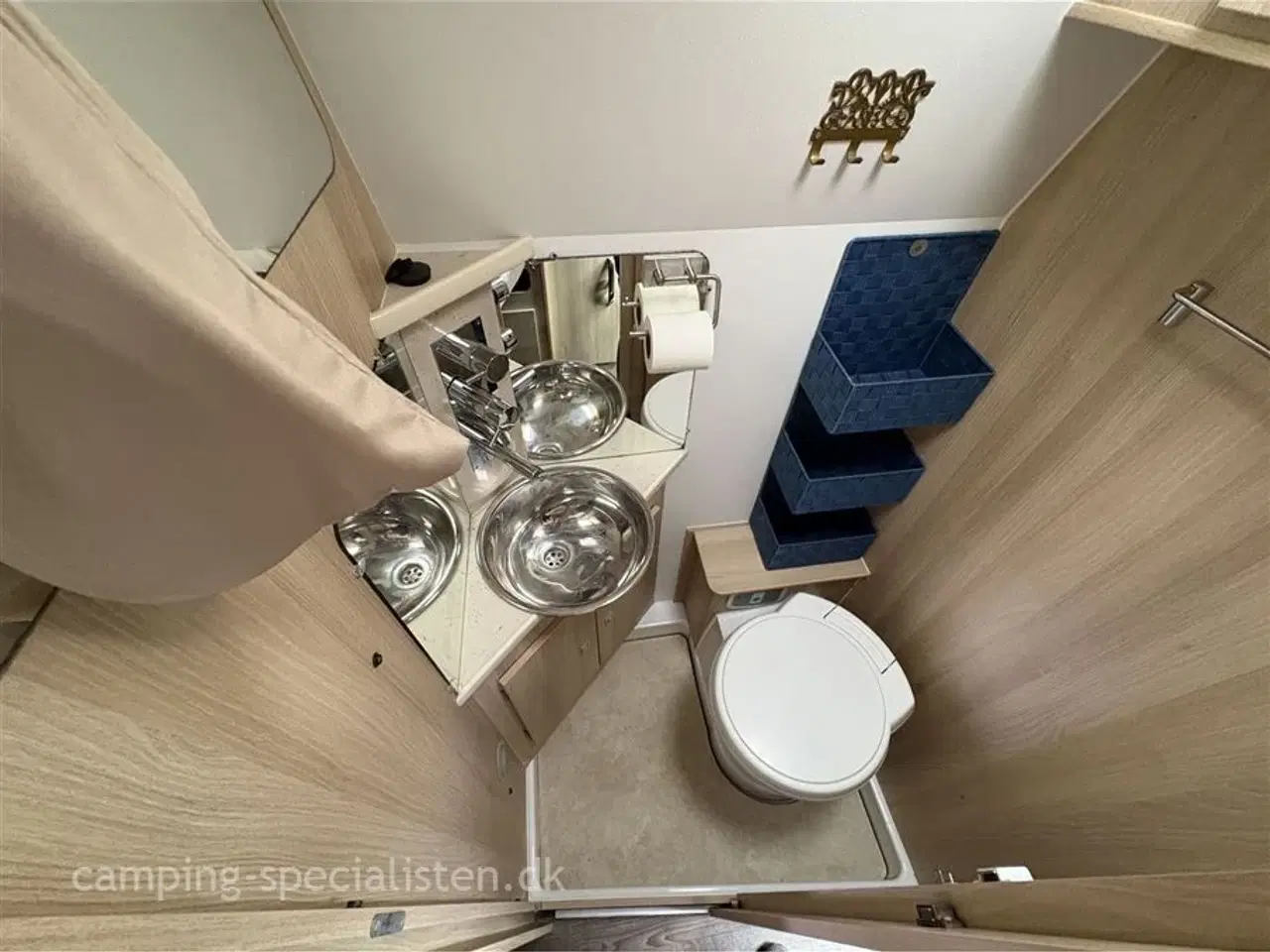 Billede 7 - 2015 - McLouis Menfys Van 1   McLouis Menfys Van 1 2015 - Se den nu hos Camping-Specialisten.dk