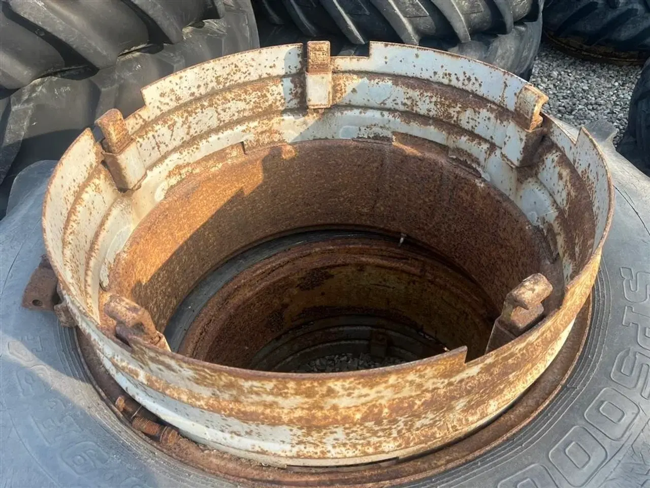 Billede 2 - Dunlop 16.9-34 Sølv med ring og 5 Dual låse