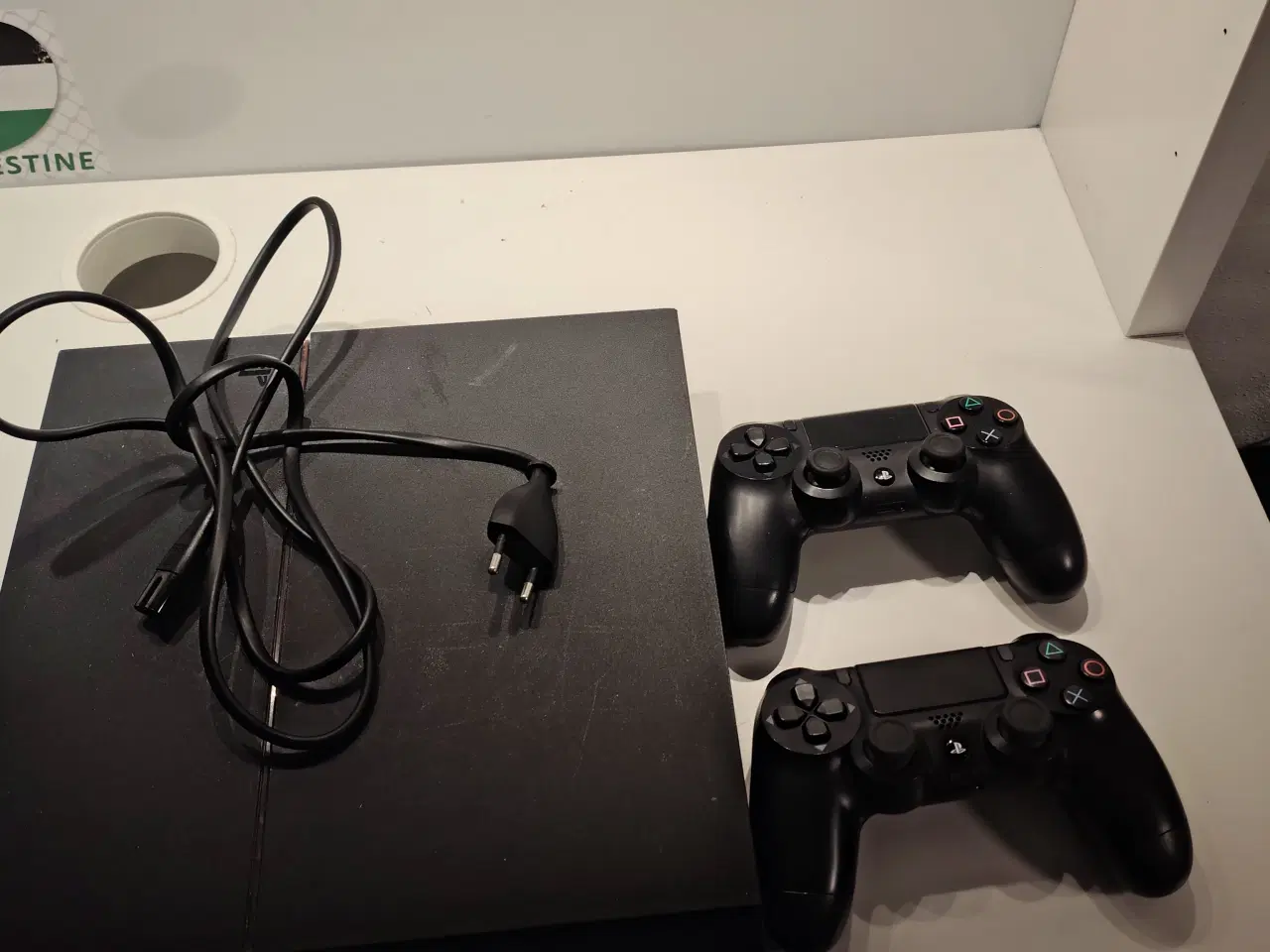 Billede 2 - Ps4 2 controllere Pris ikke fast