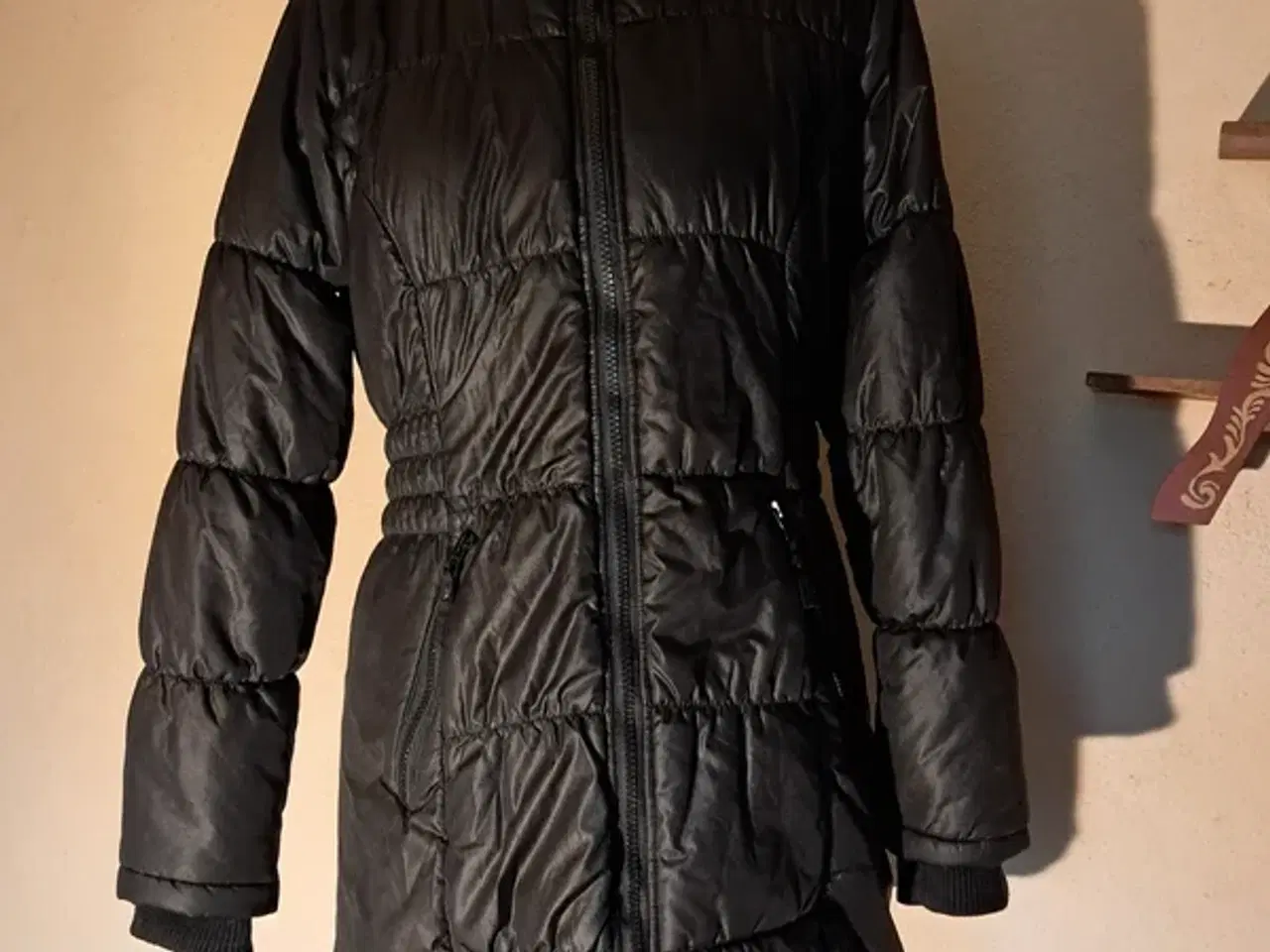 Billede 1 - Pretty Style str. 158 vinterjakke