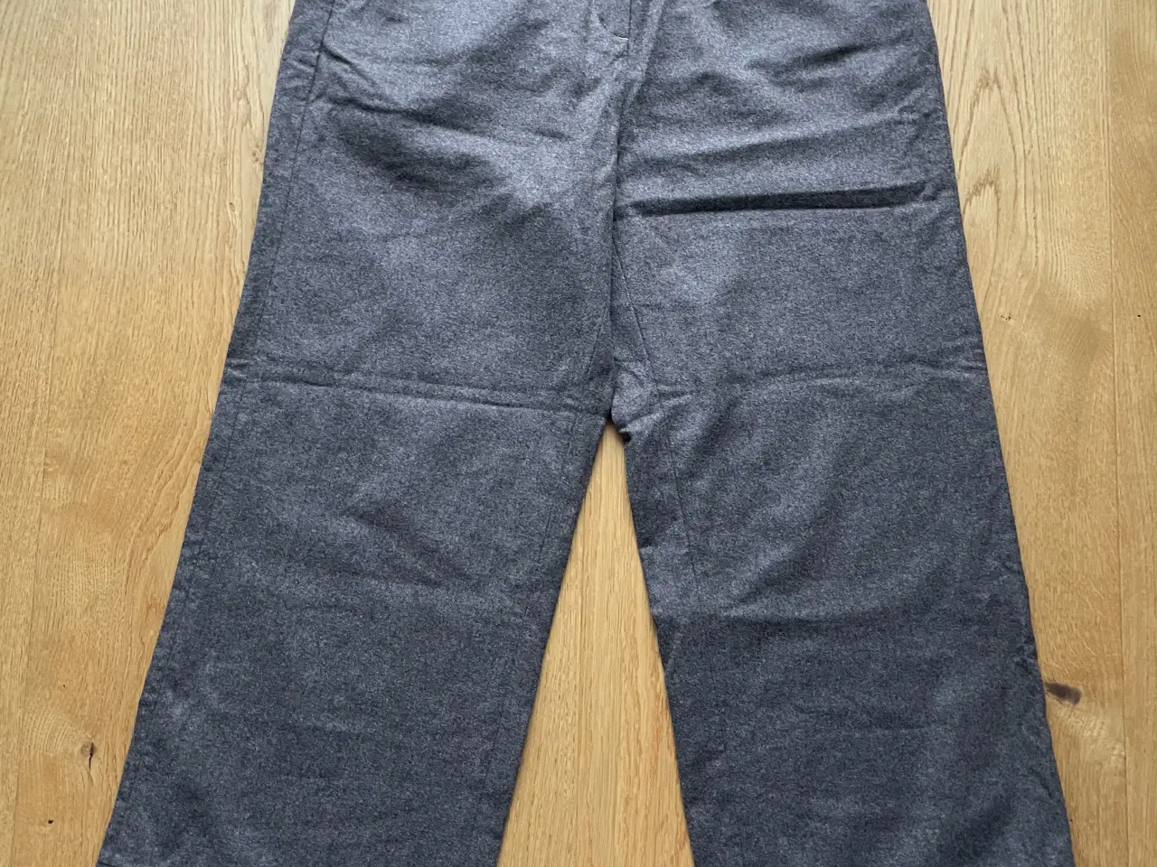 Billede 1 - Gai + Lisva uldbukser