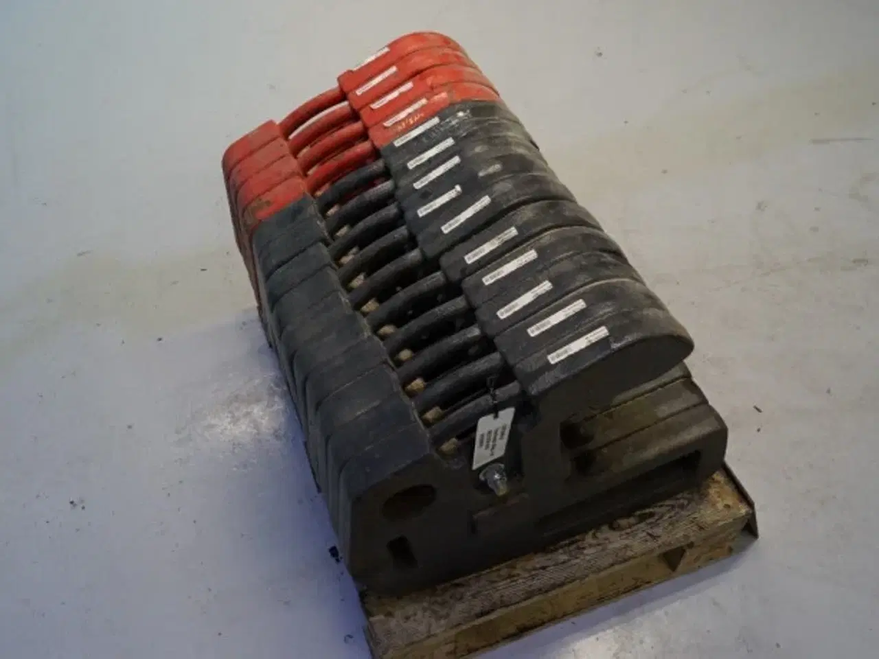 Billede 13 - McCormick Frontvægt MC702814A2