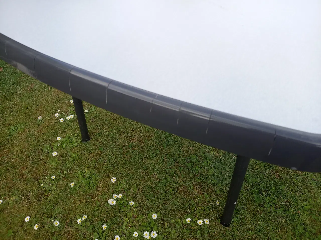 Billede 3 - Stabilt campingbord 