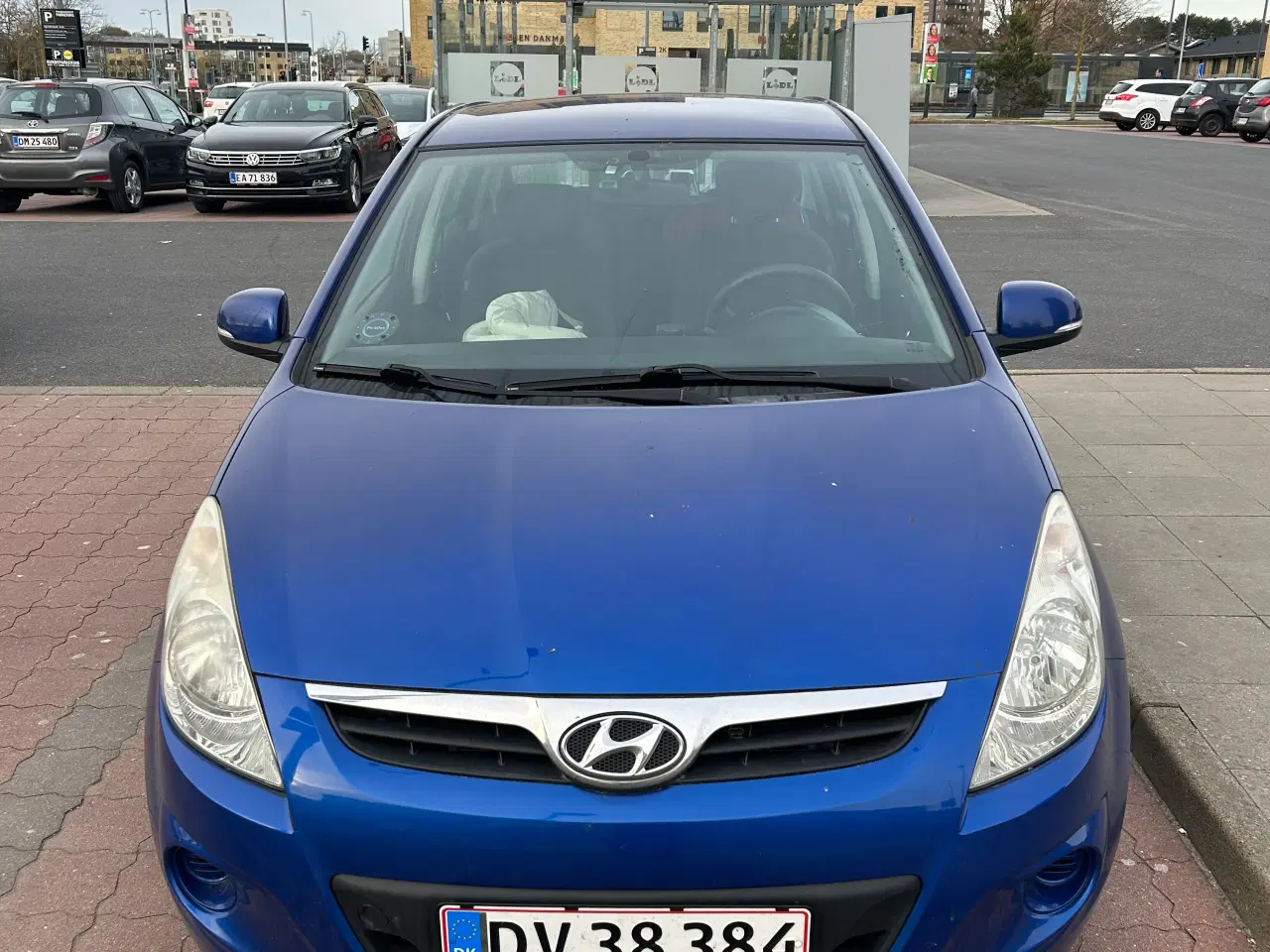 Billede 2 - Velholdt Hyundai i20 – masser af udstyr + nye brem