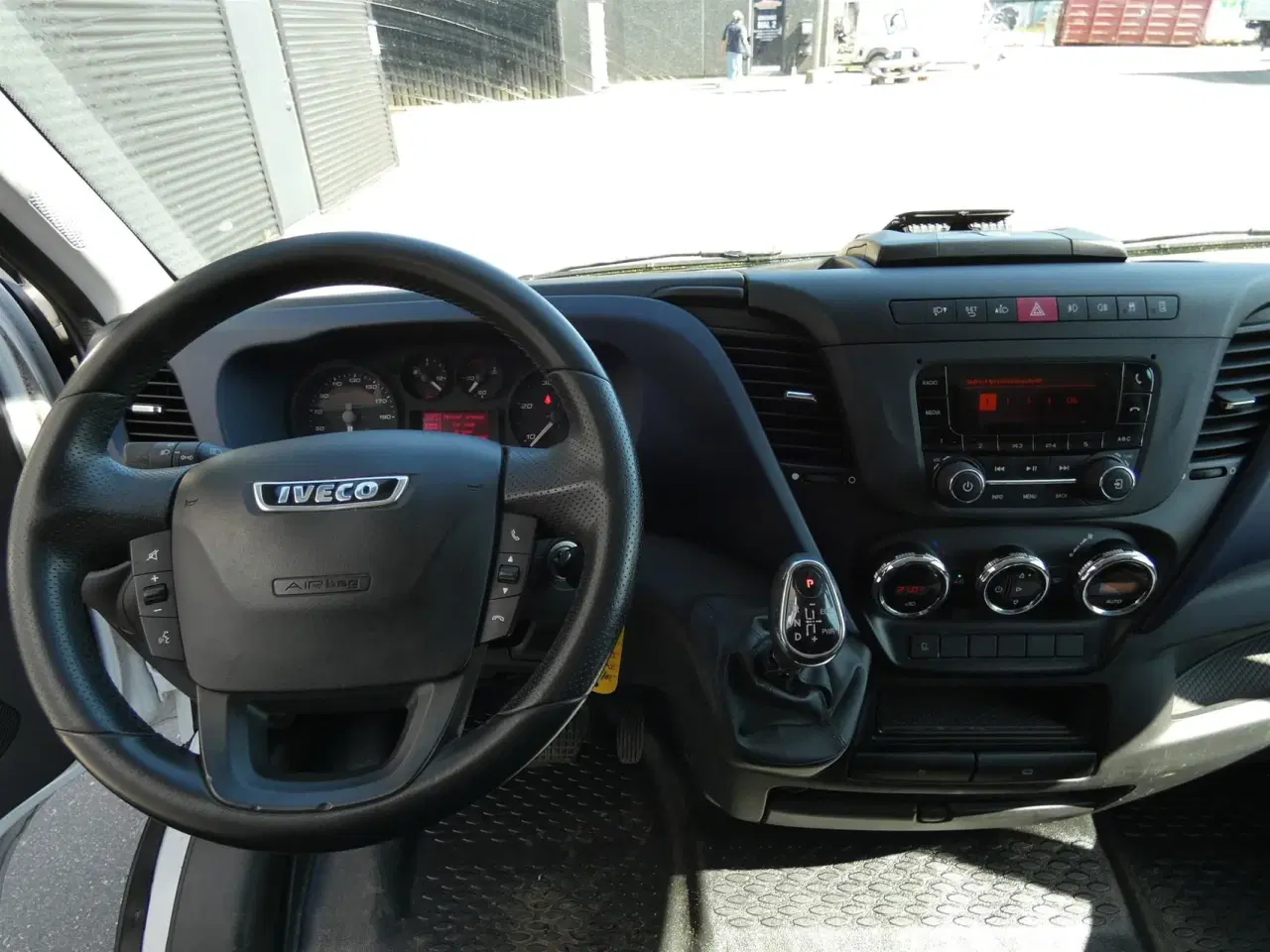 Billede 10 - Iveco Daily 35S16 16m3 2,3 D 156HK Van 8g Aut.