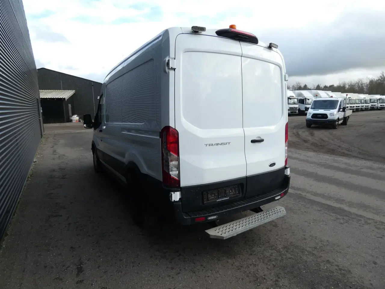 Billede 6 - Ford Transit 350 L2H2 2,0 TDCi Trend VÆRKSTEDSBIL 130HK Van Man.