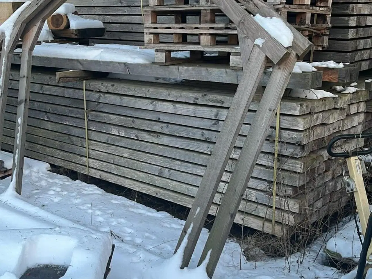 Billede 2 - Spærtræ Der ligger 630 meter 3x6”