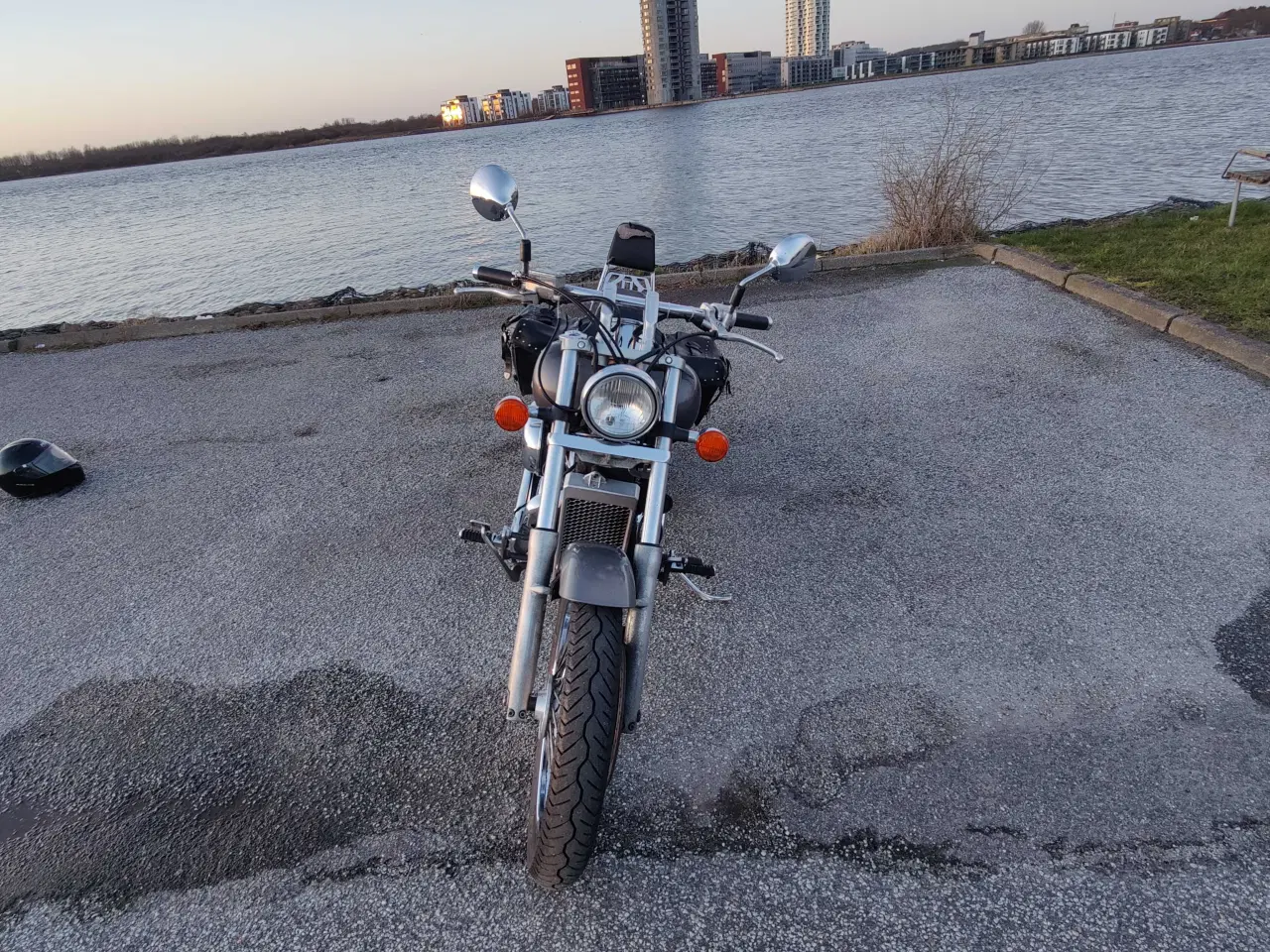 Billede 4 - Honda VT 750 Black widow