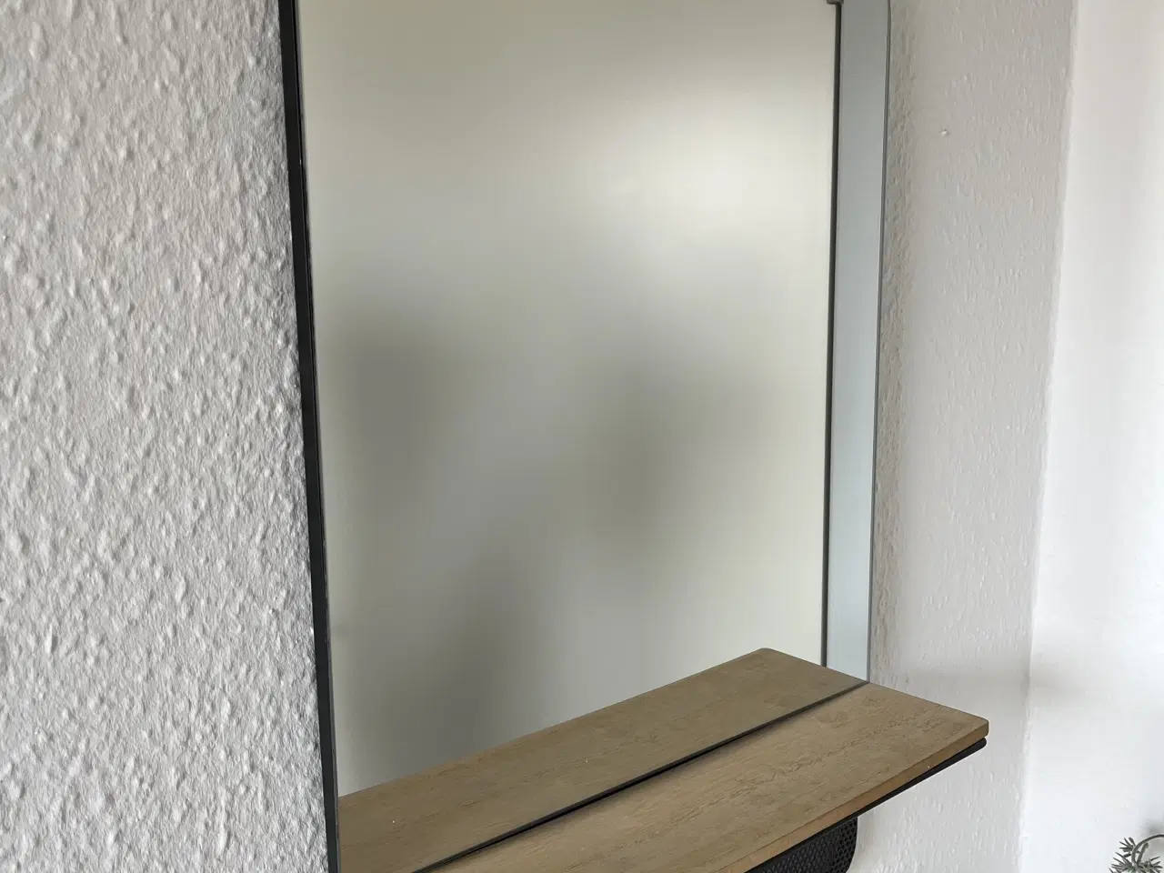 Billede 1 - Spejl med hylde