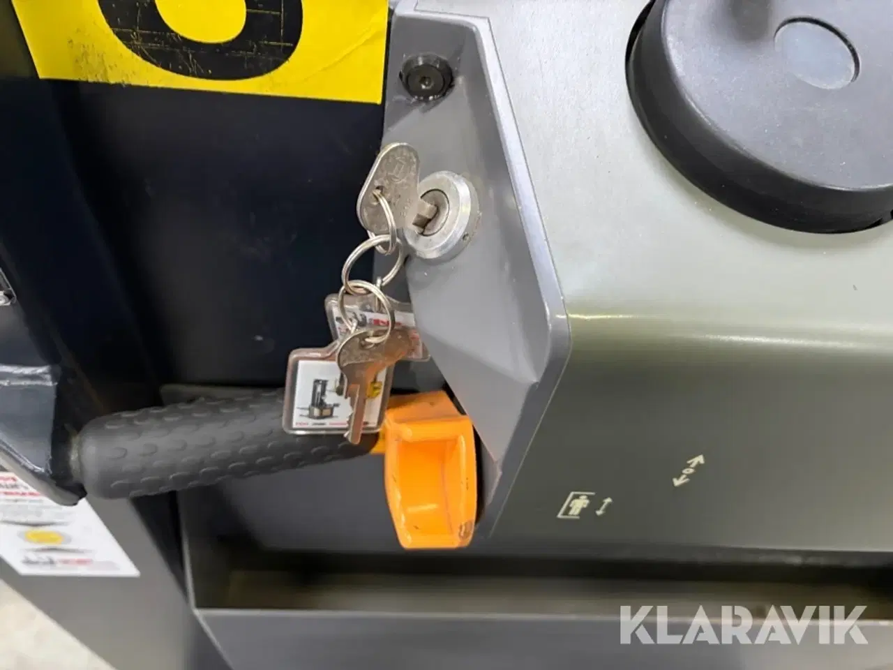 Billede 9 - Plukketruck Crown LP 3020