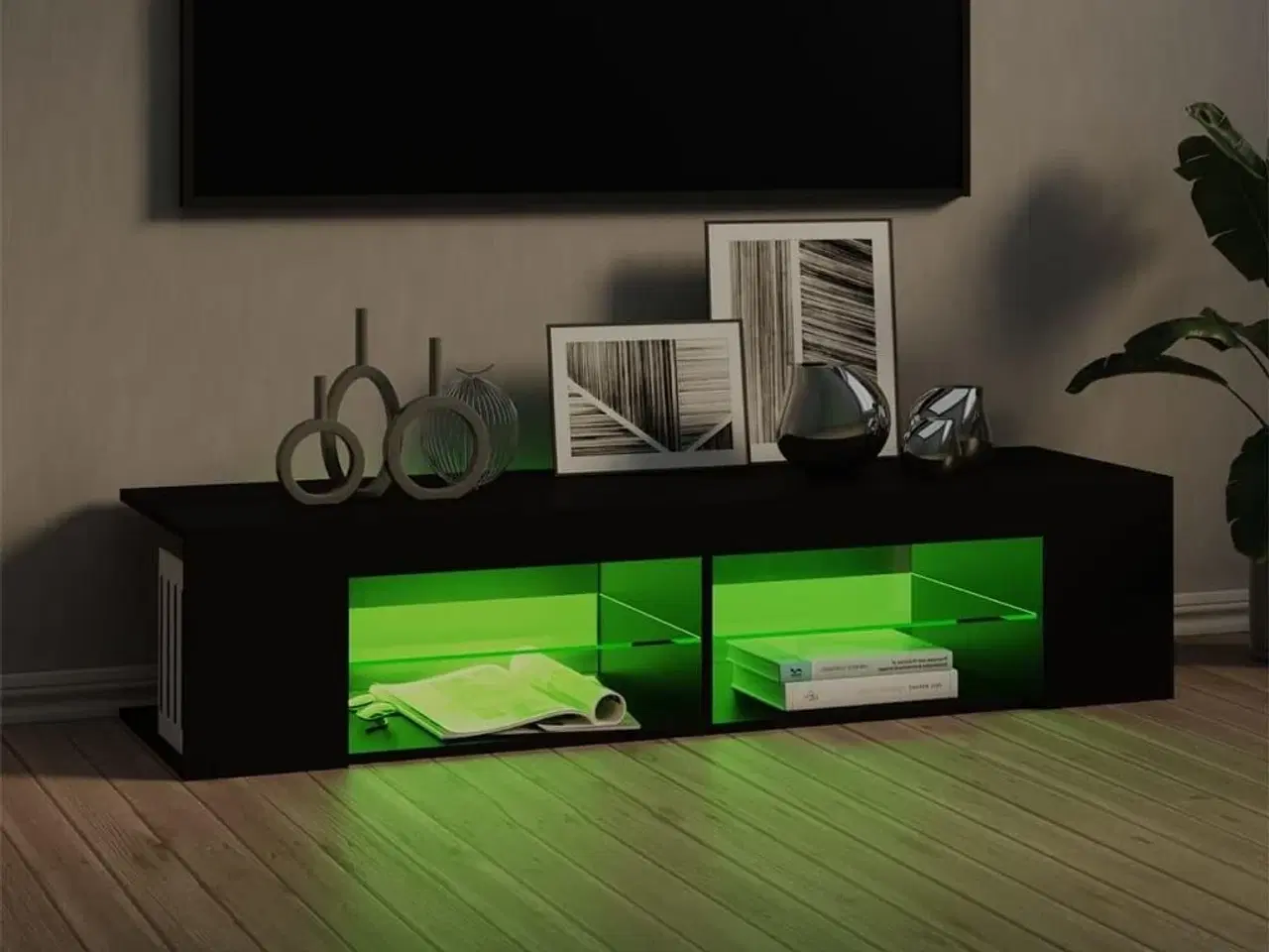 Billede 4 - Tv-skab med LED-lys 135x39x30 cm sort