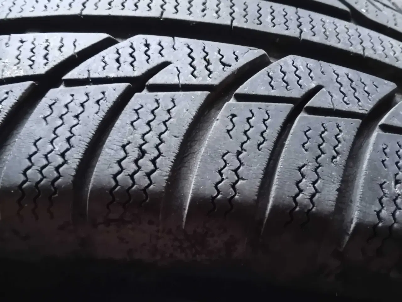 Billede 1 - Vinterdæk 175/65 R14 5 stk 