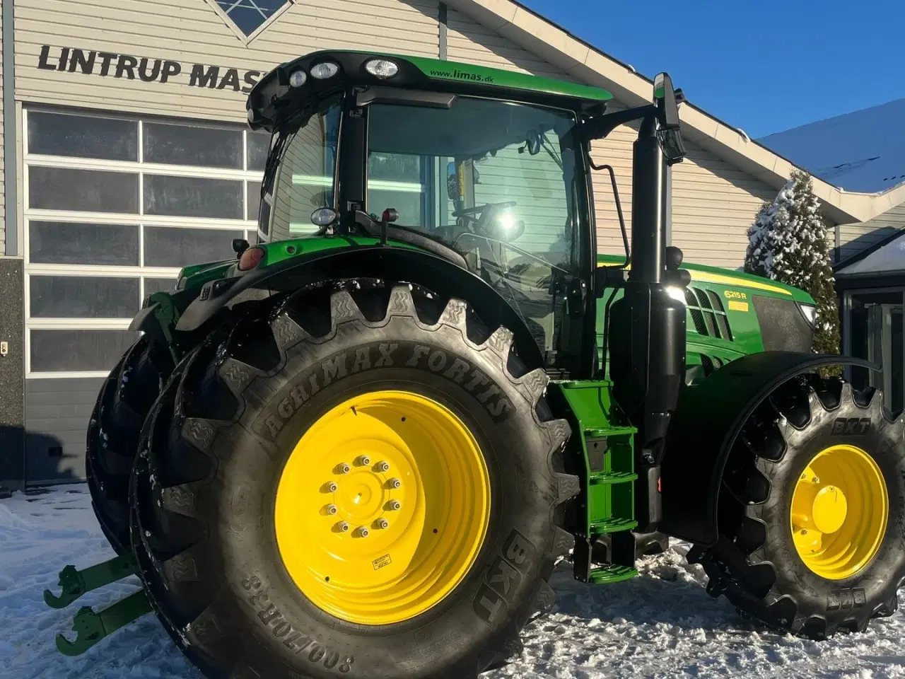 Billede 14 - John Deere 6215R Med frontlift