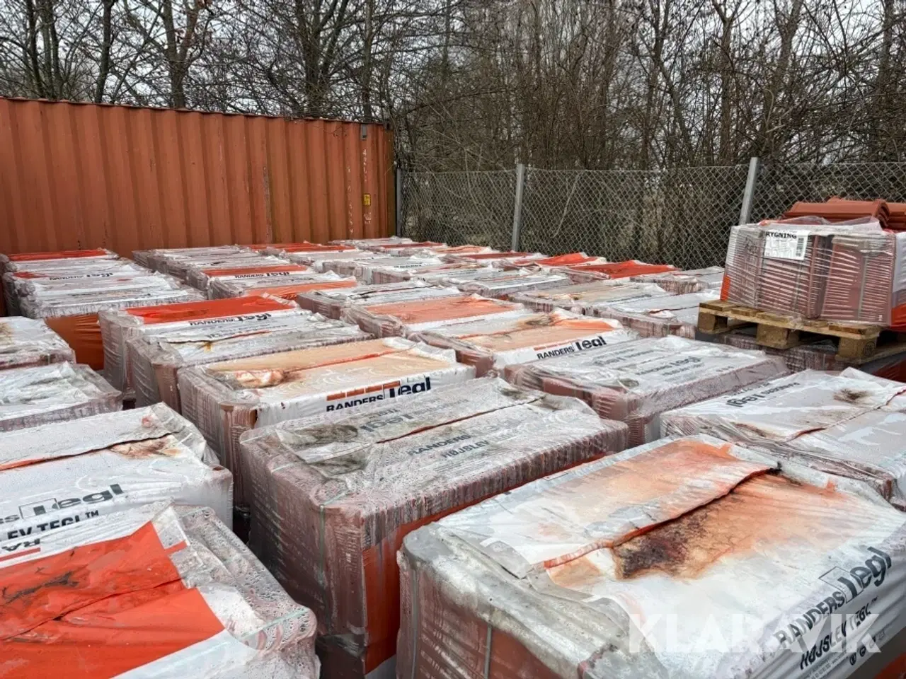 Billede 9 - Teglsten 26 paller a 210 styk Randers Tegl stor Hillerød fals rød