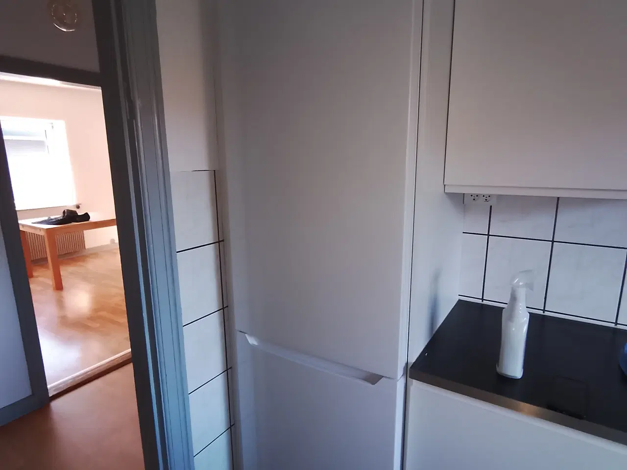 Billede 2 - Nyt kølefryseskab sælges