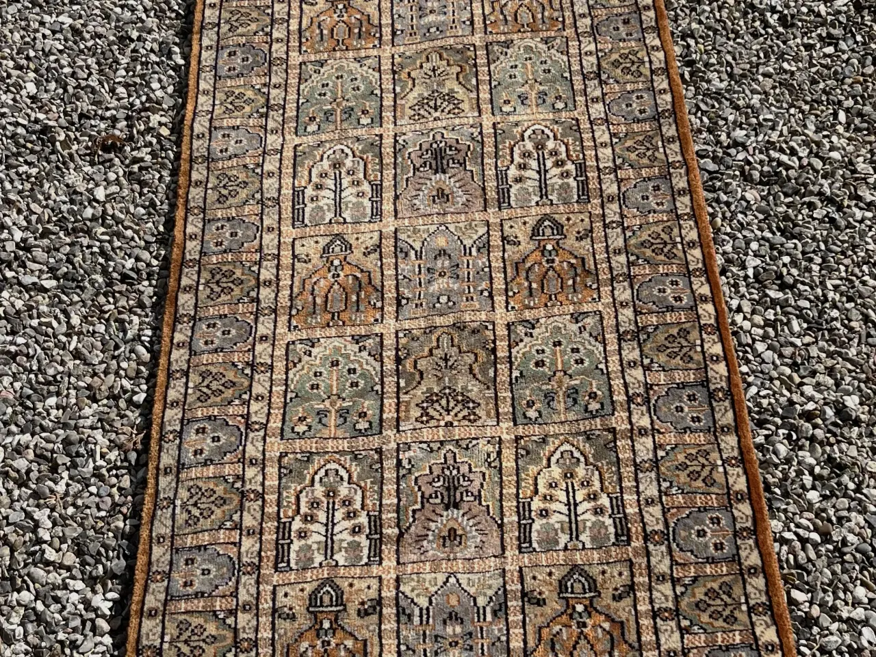 Billede 1 - Ægte tæppe Iran Moud -Havemønster 75 x 310 cm. 650