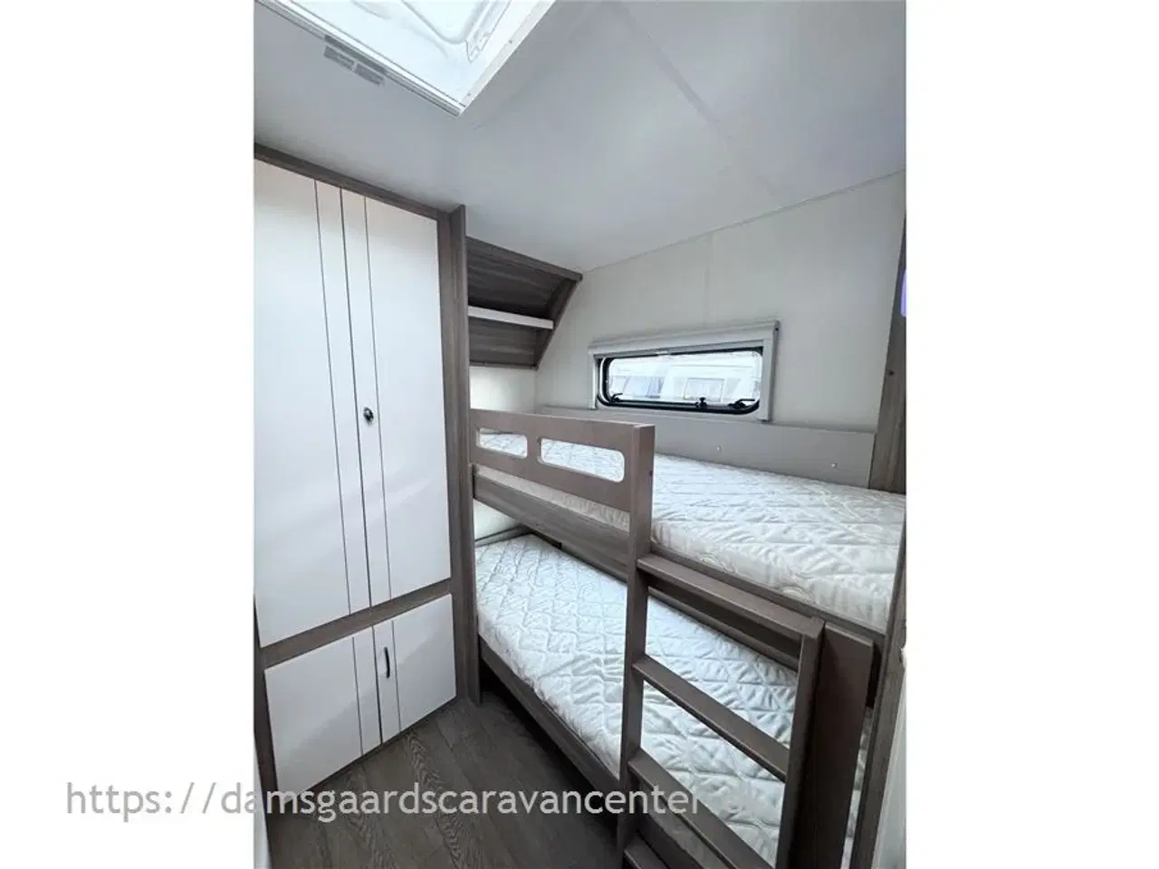 Billede 18 - 2022 - Hobby Excellent Edition 545 KMF   Dobbeltseng-Køjer-Aircon-Mover-Telt