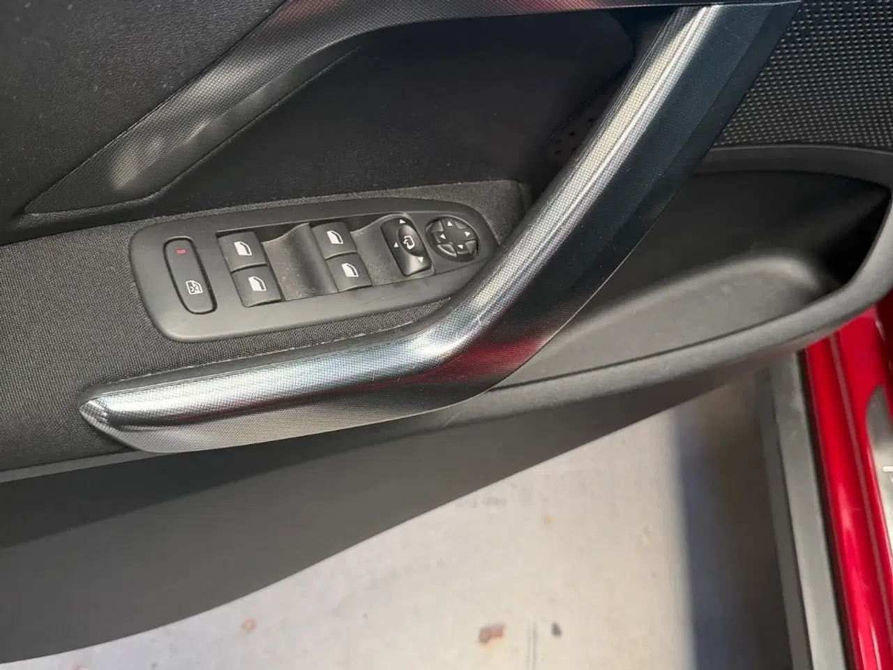 Billede 12 - Peugeot 2008 1,6 BlueHDi 100 Allure Sky