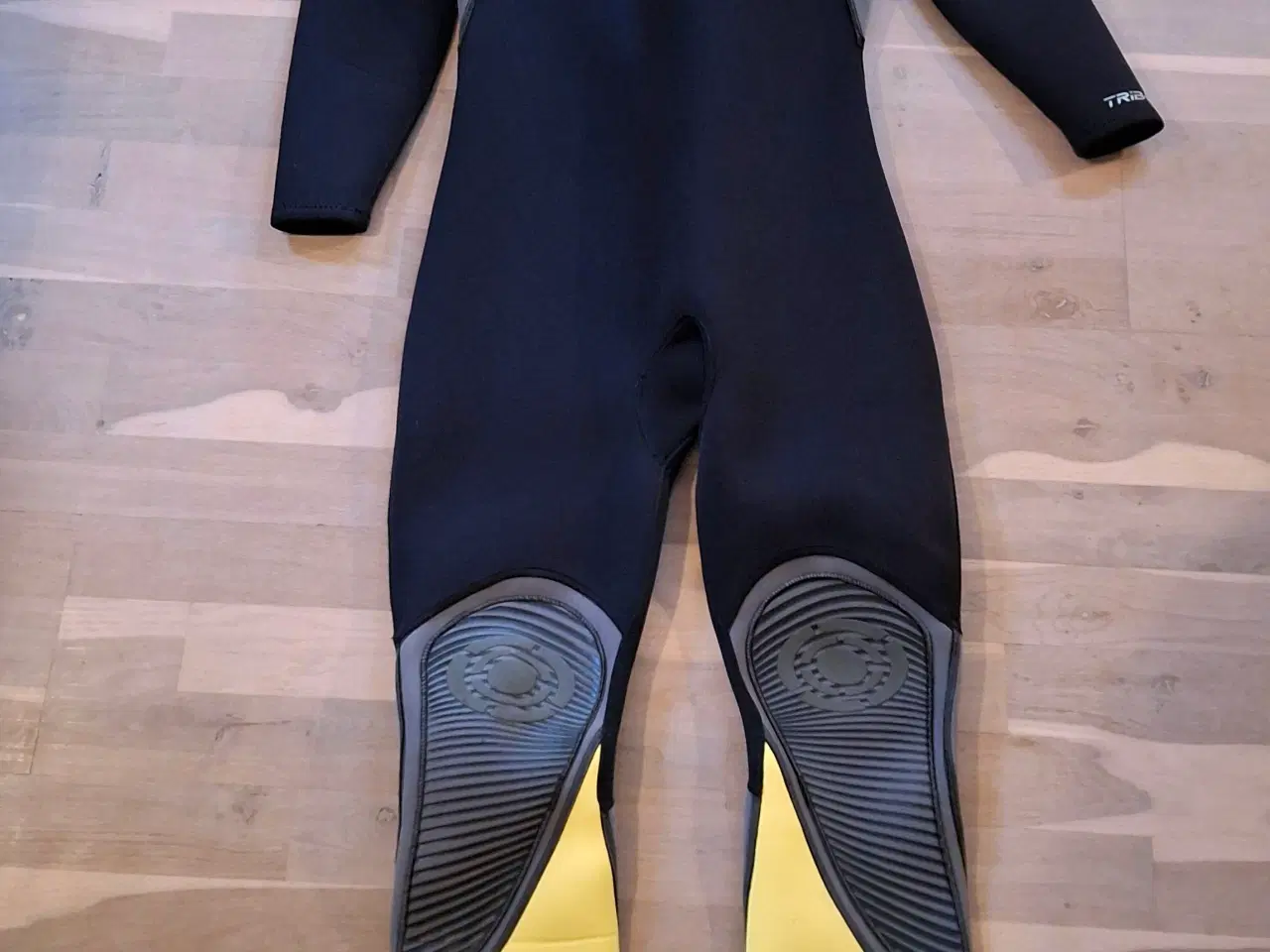 Billede 1 - Heldragt, Kvinde str M