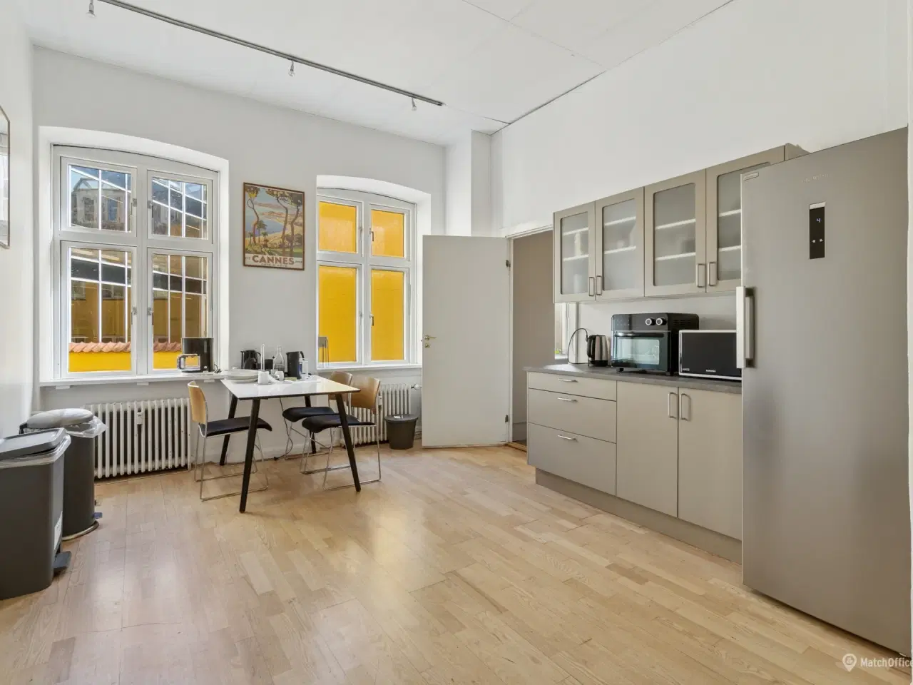Billede 1 - Erhvervsejerlejlighed med nyrenoveret facade/tag/vinduer