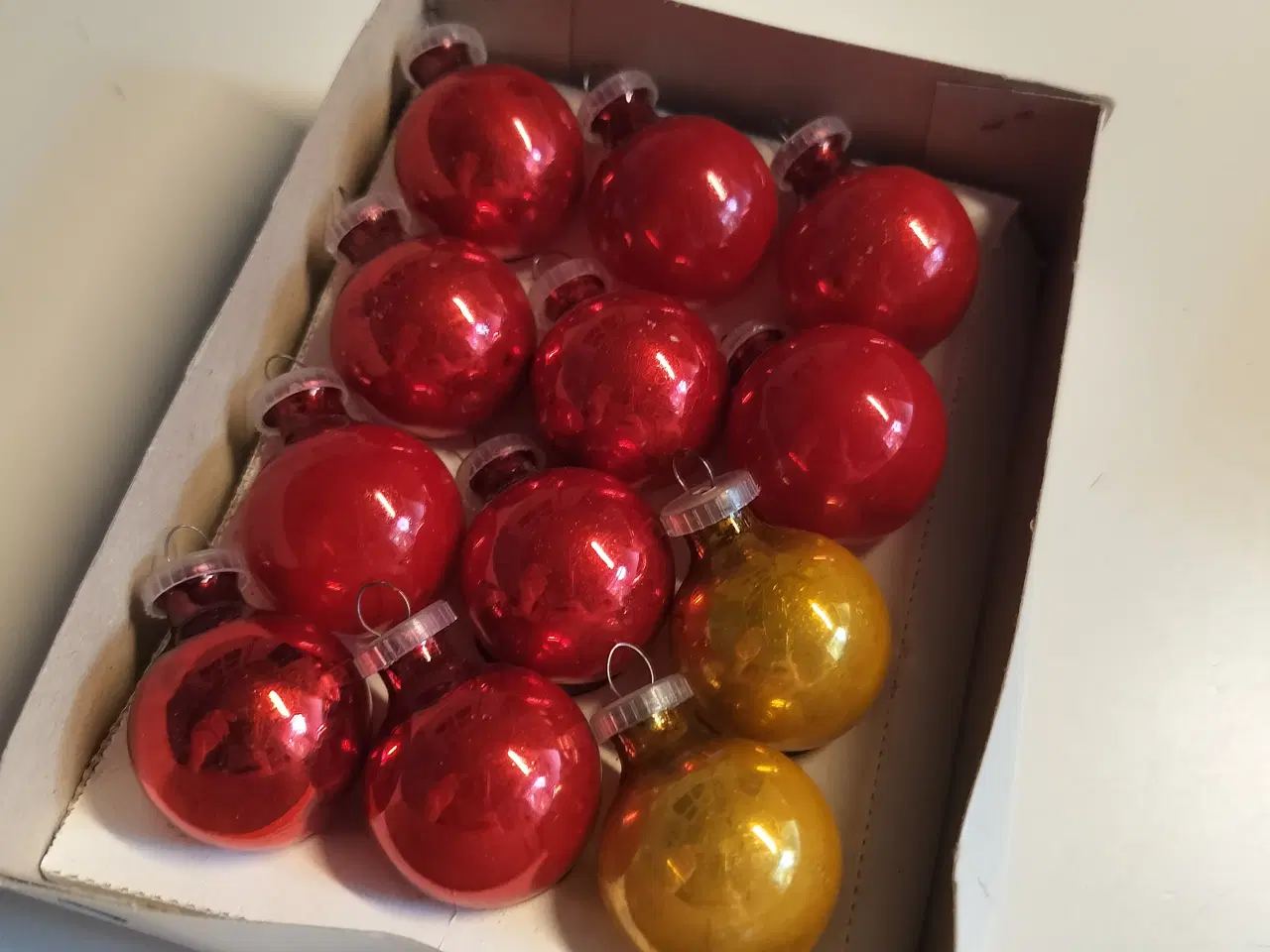 Billede 2 - 12 stk gamle små julekugler i glas