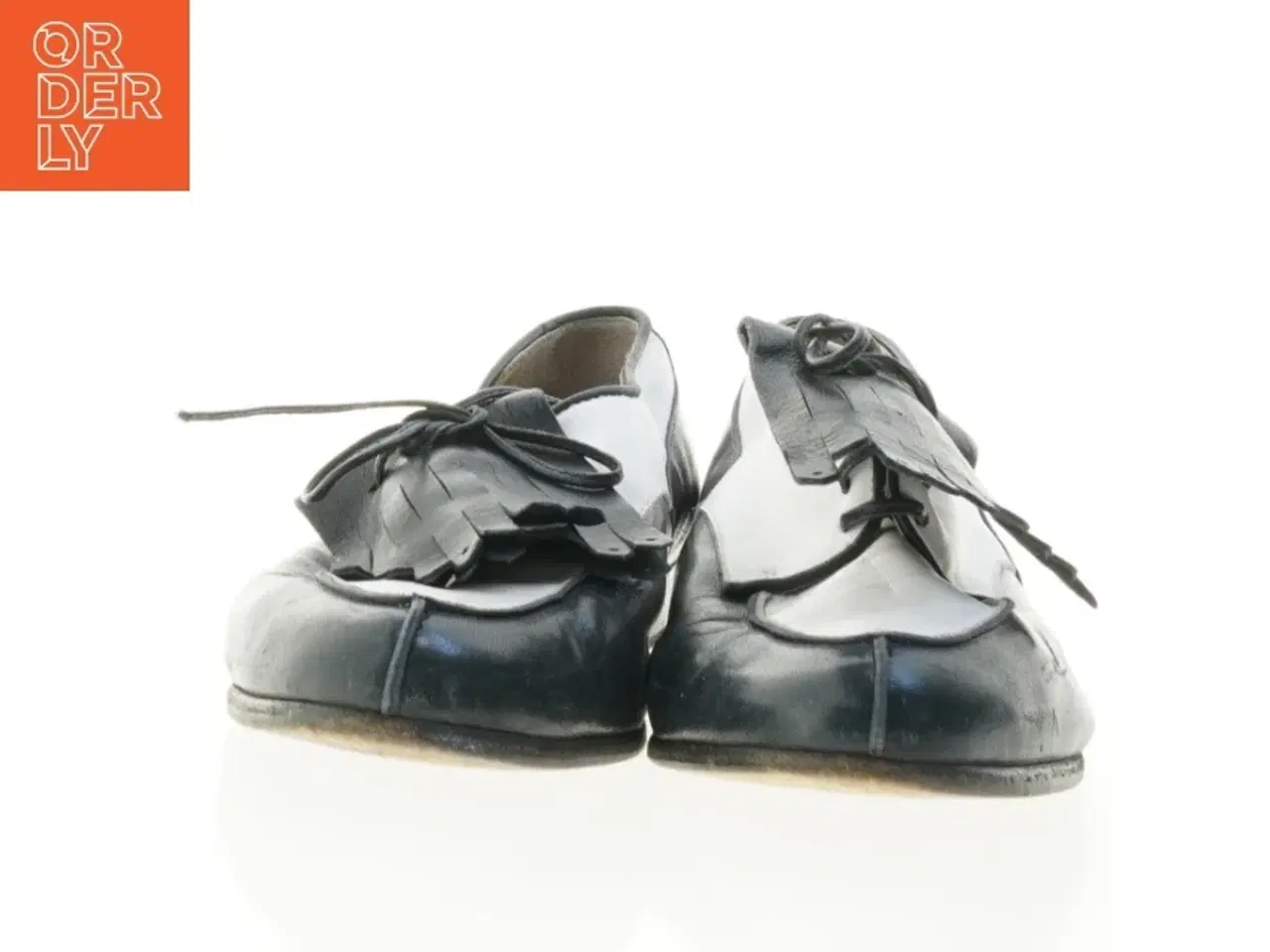 Billede 2 - Sort-hvide snøresko fra Marconi (str. 38,5)