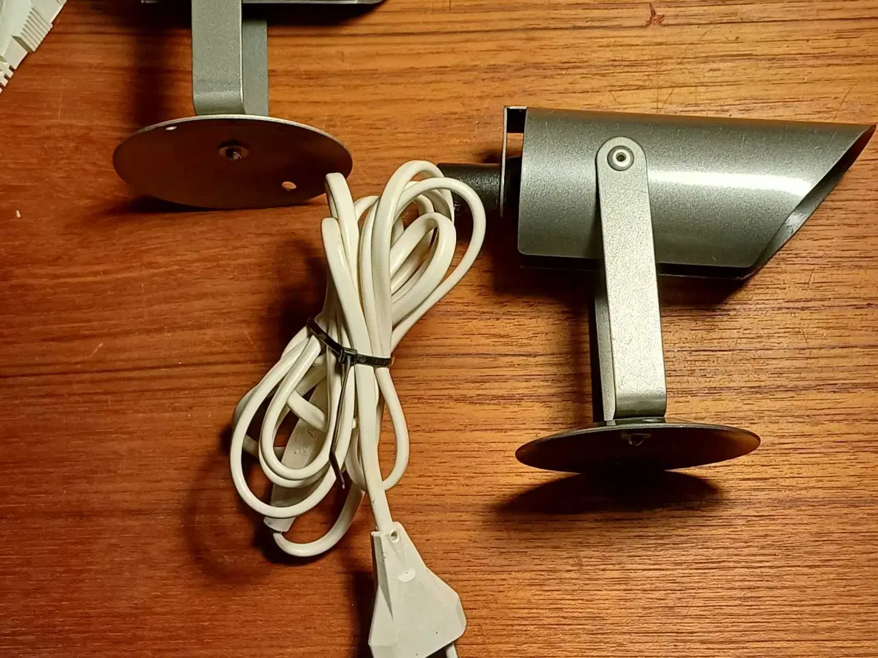 Billede 5 - LYFA Pippi væglamper