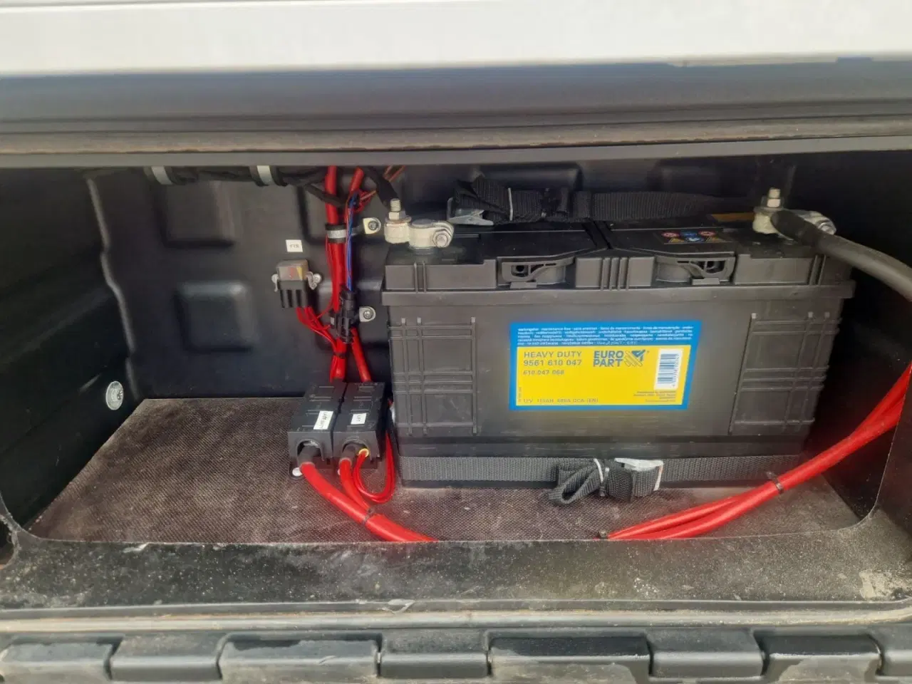 Billede 12 - Iveco Daily 3,0 35S18 4100mm Box m/lift AG8