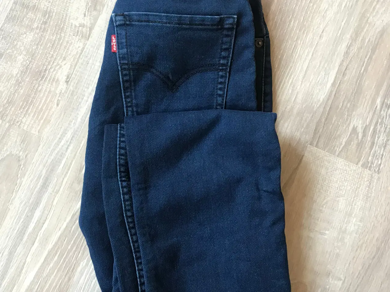 Billede 1 - Levis jeans til dreng størrelse 164