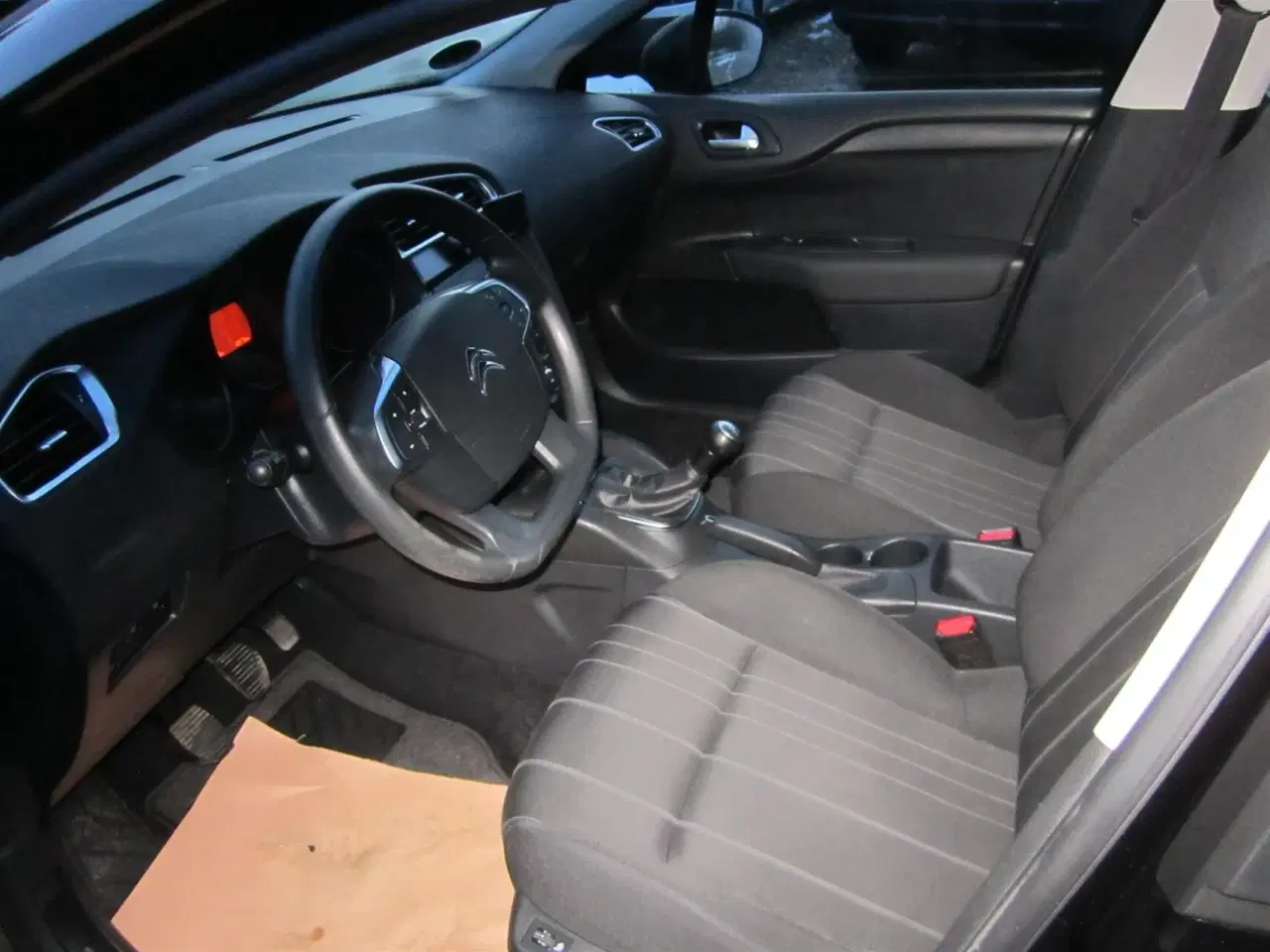 Billede 5 - Citroën C4 1,4 VTi Attraction 95HK 5d