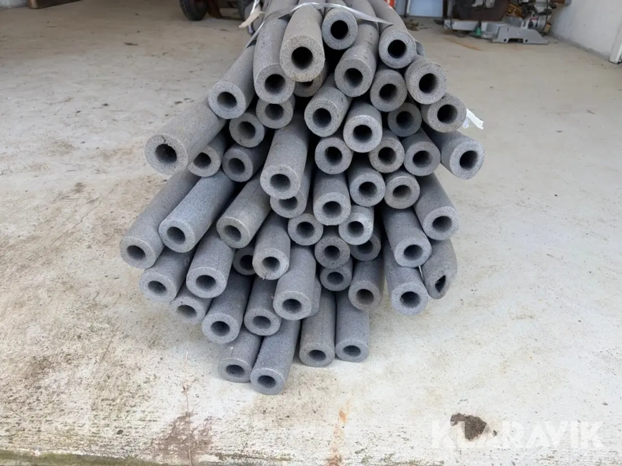 Billede 5 - Rørskåle til gulvvarmeslanger - ca 42 styks