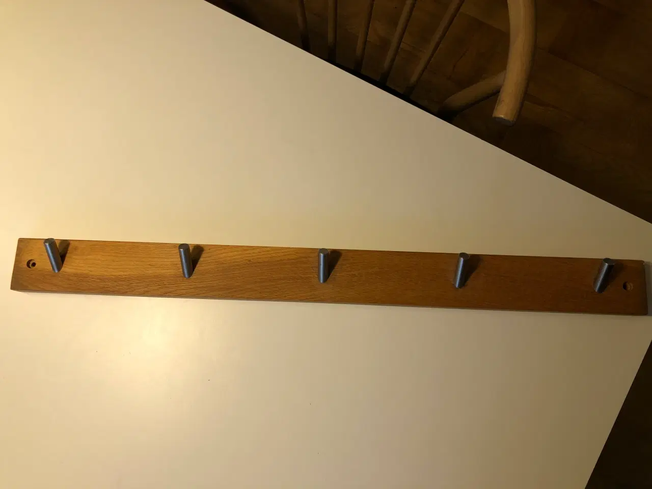 Billede 1 - Knagerække i egetræ og stål