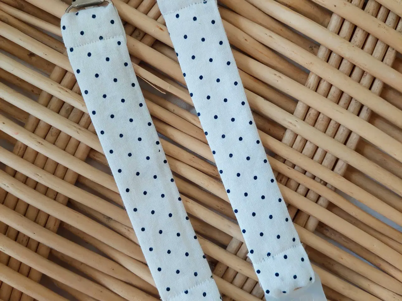 Billede 2 - Hjemmesyede suttesnore🎈