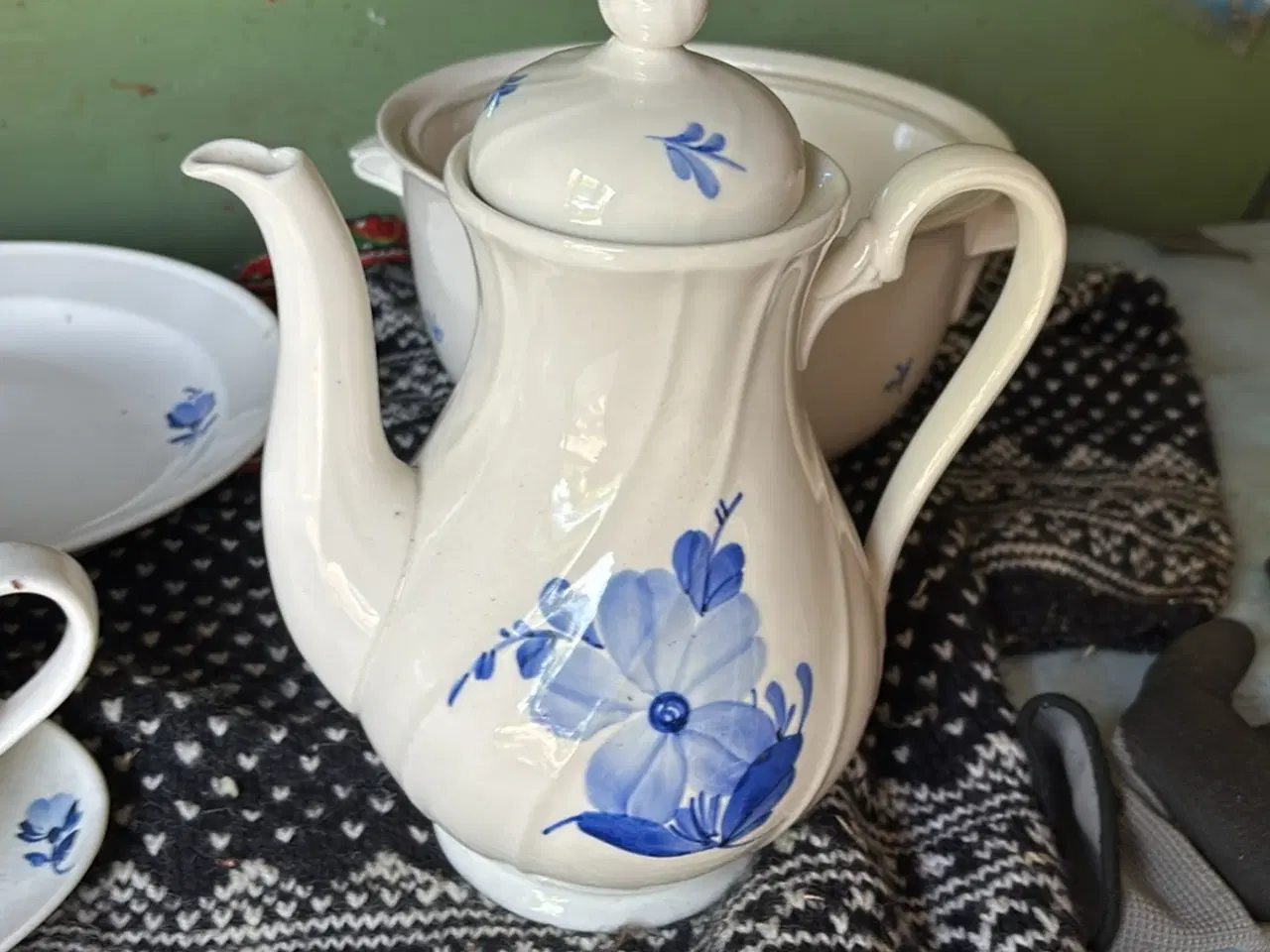 Billede 3 - Blå blomst kopi af Kongelig Pocelænstel