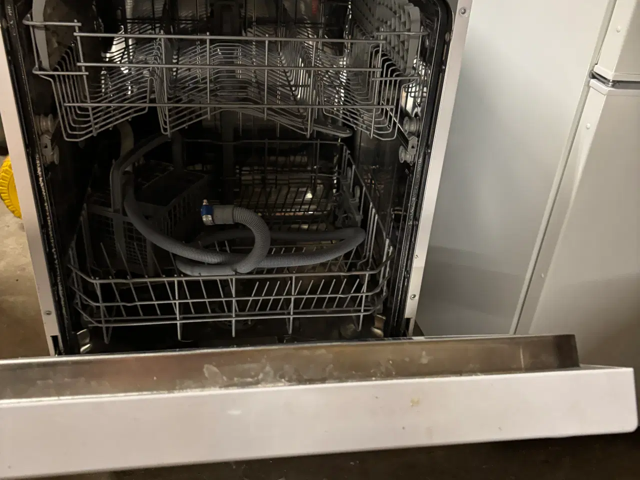 Billede 1 - Opvaskemaskinen Gram i god stand 