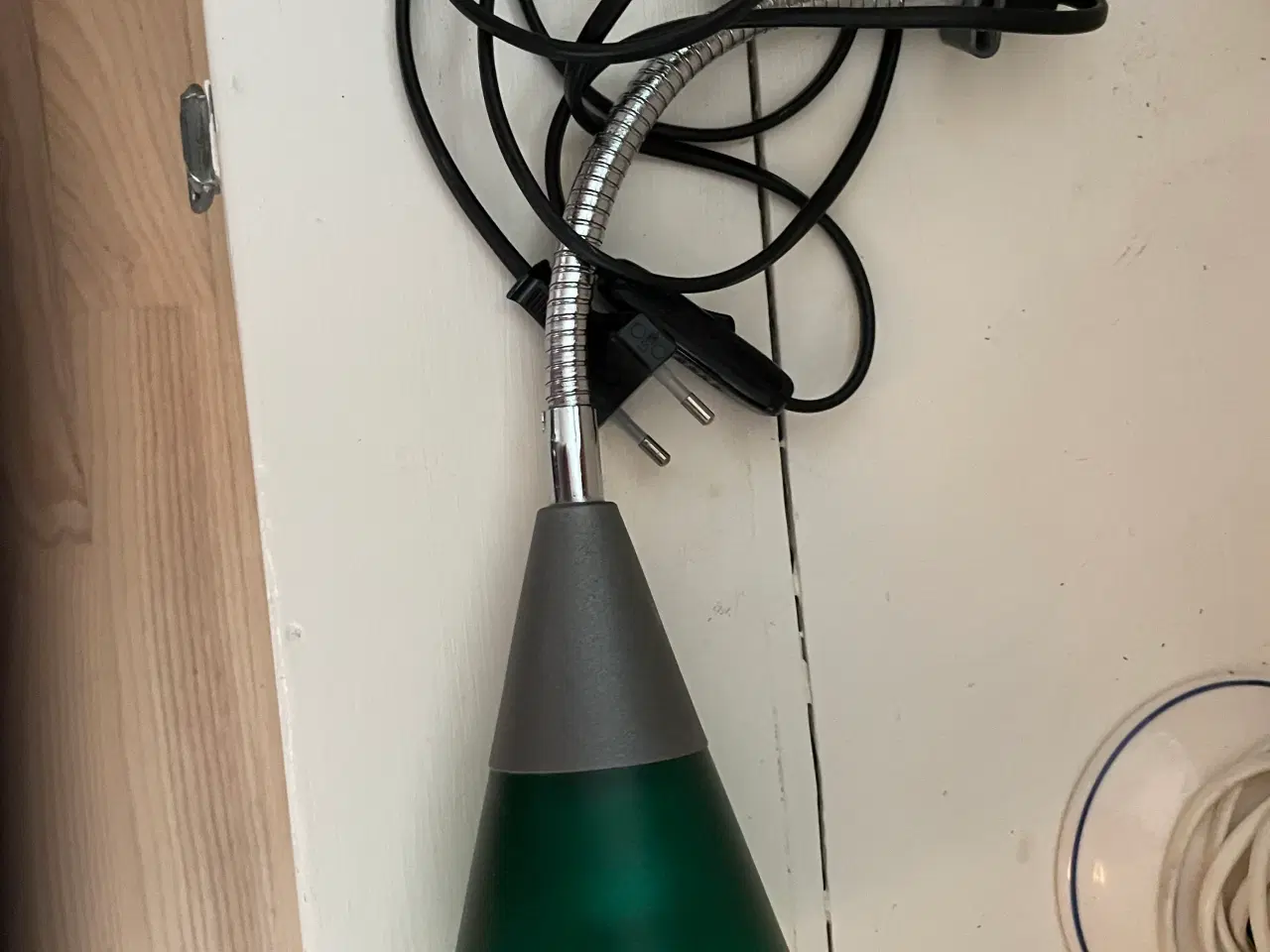 Billede 2 - 4 lamper. I alt 100kr. Sælges ifm flytning.