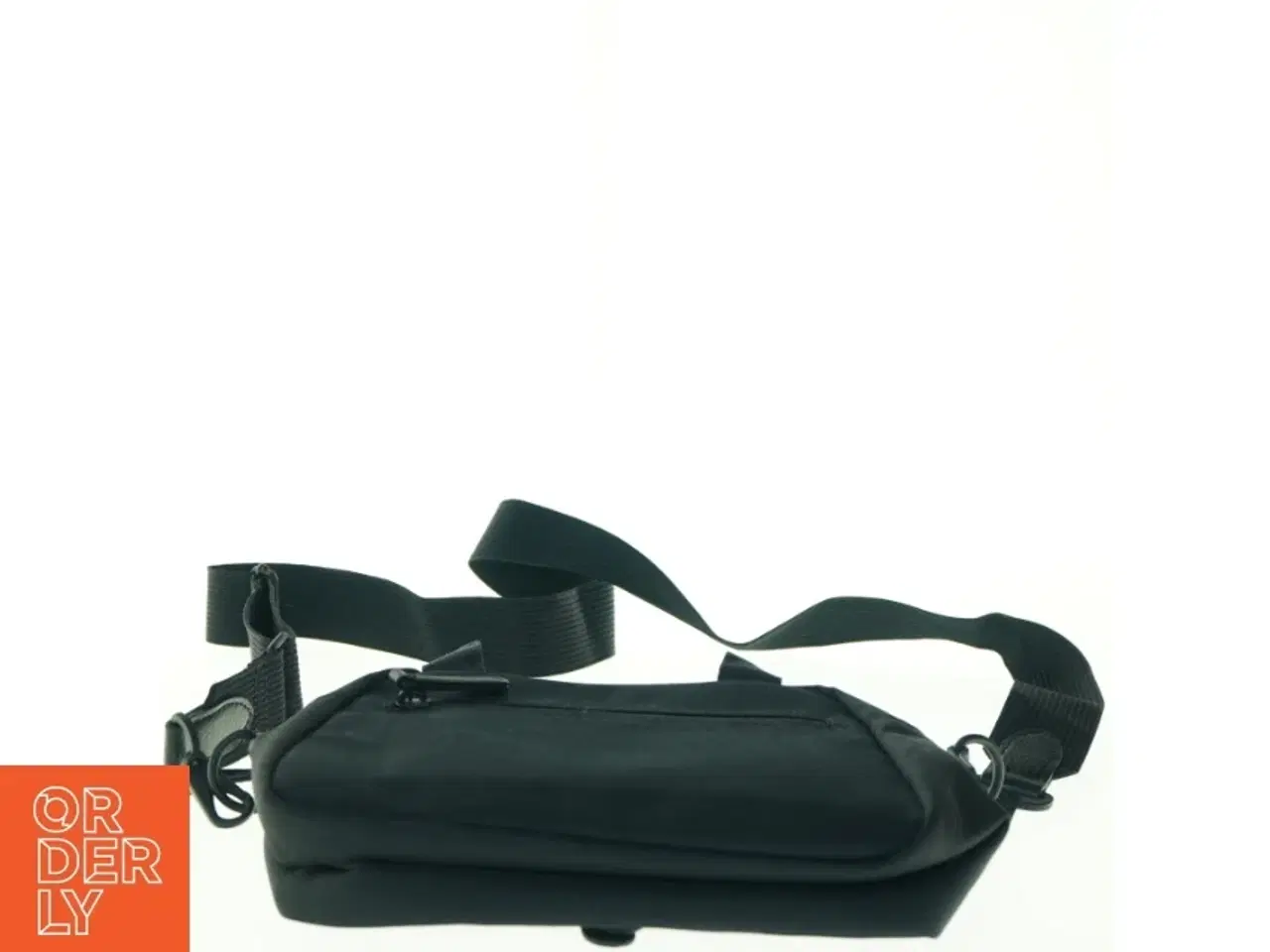 Billede 4 - Sort taske med rem, evt til kamera (str. 22 x 17 cm)